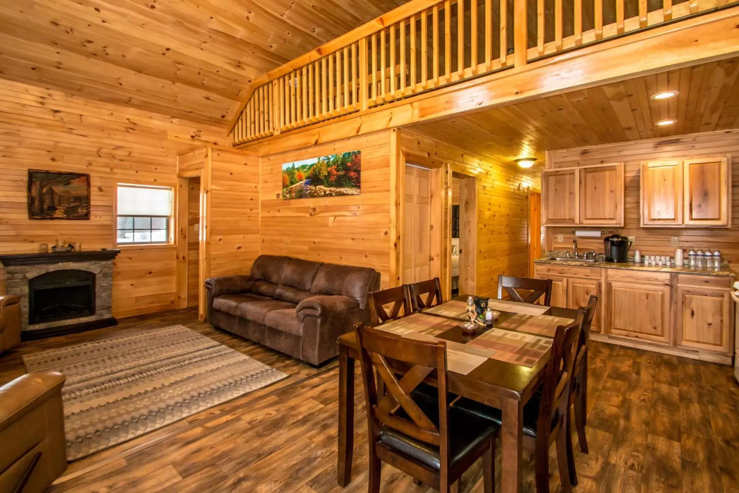 Dining Area in Presidential Mountain Resort