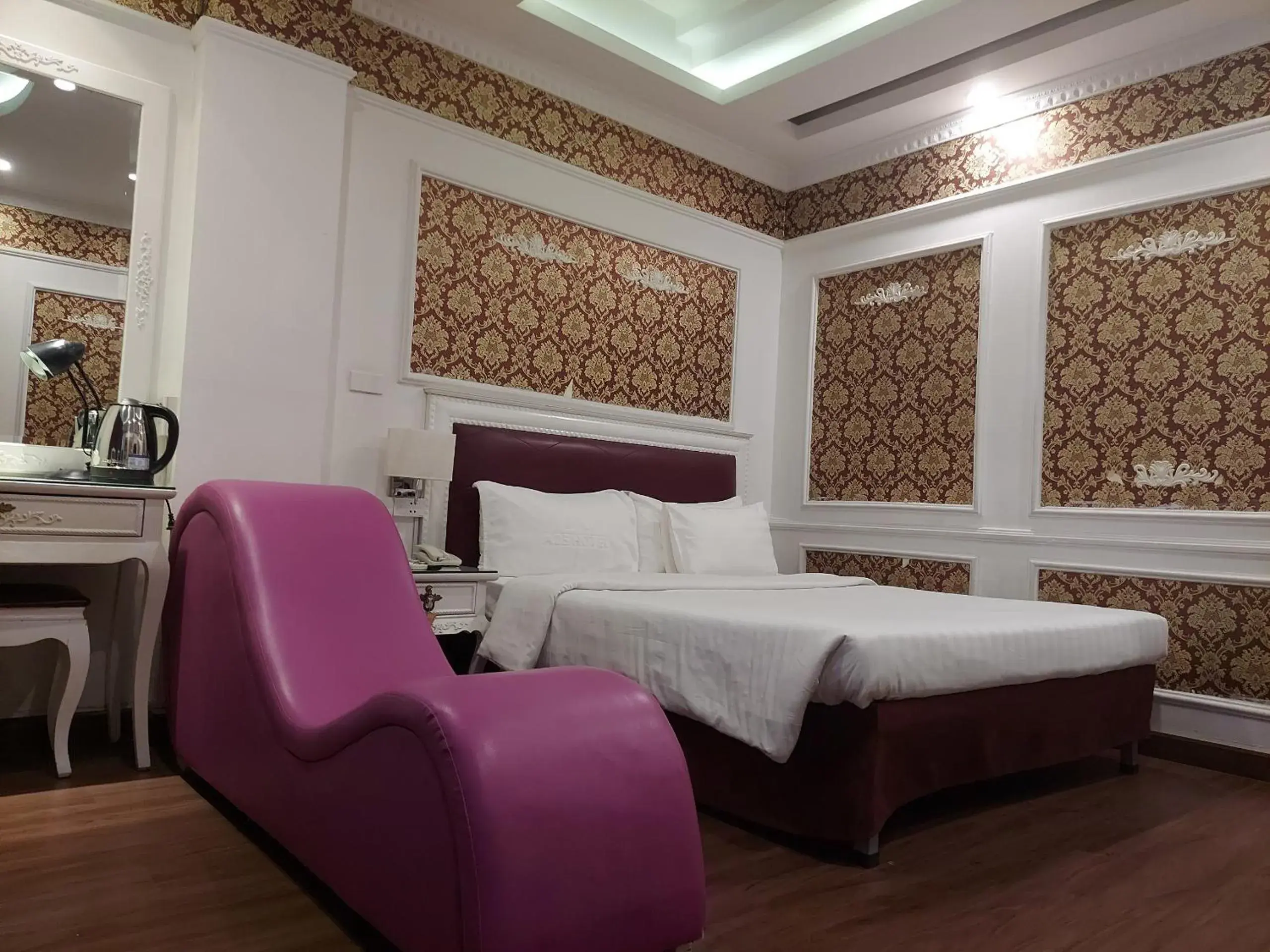 Bed in A25 Hotel - Dịch Vọng Hậu