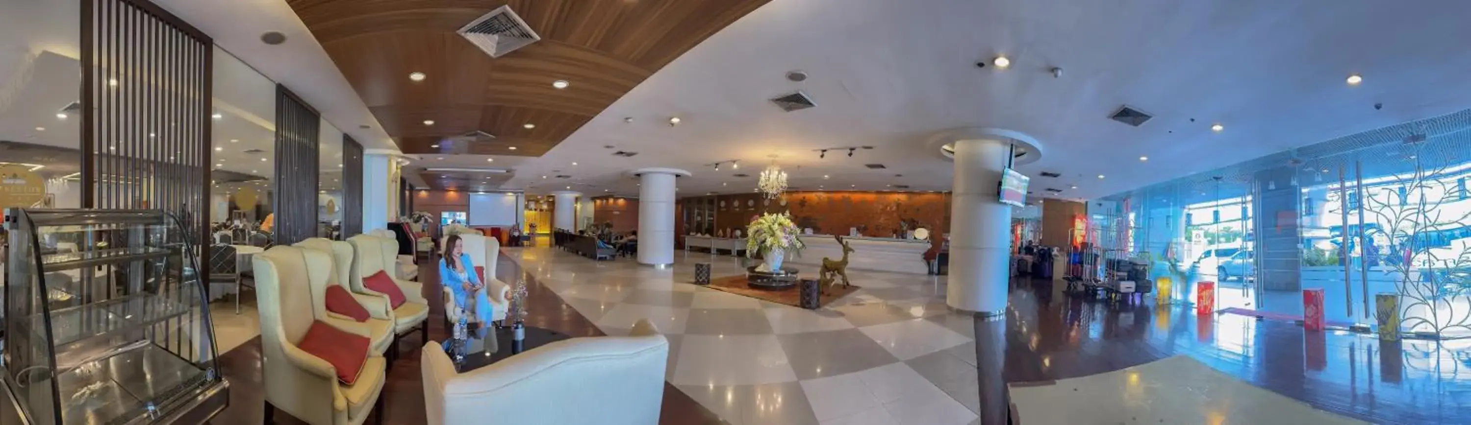 Property building in Princeton Bangkok Property building in Princeton Bangkok