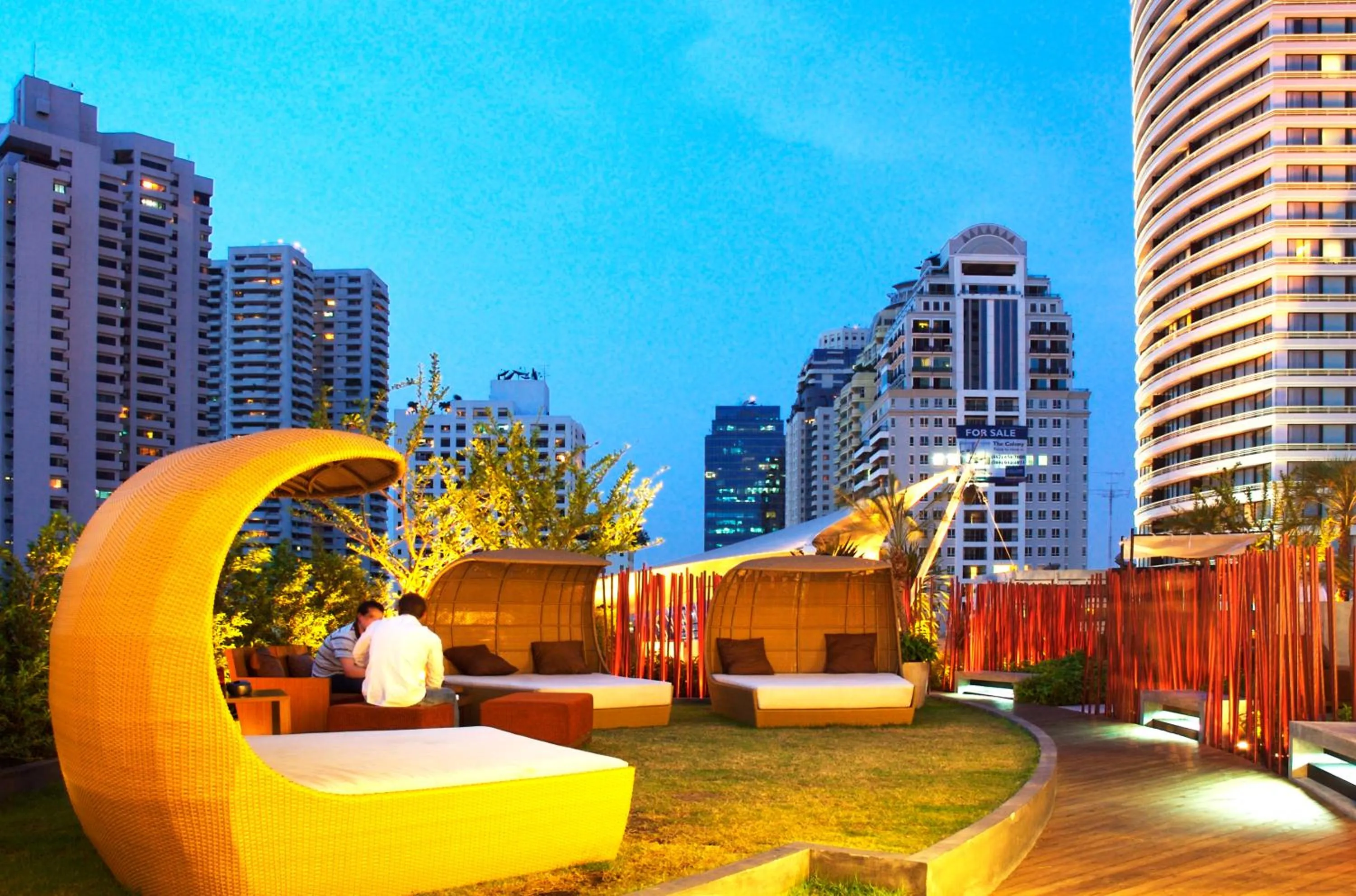 Lounge or bar in Le Fenix Sukhumvit 11 Bangkok