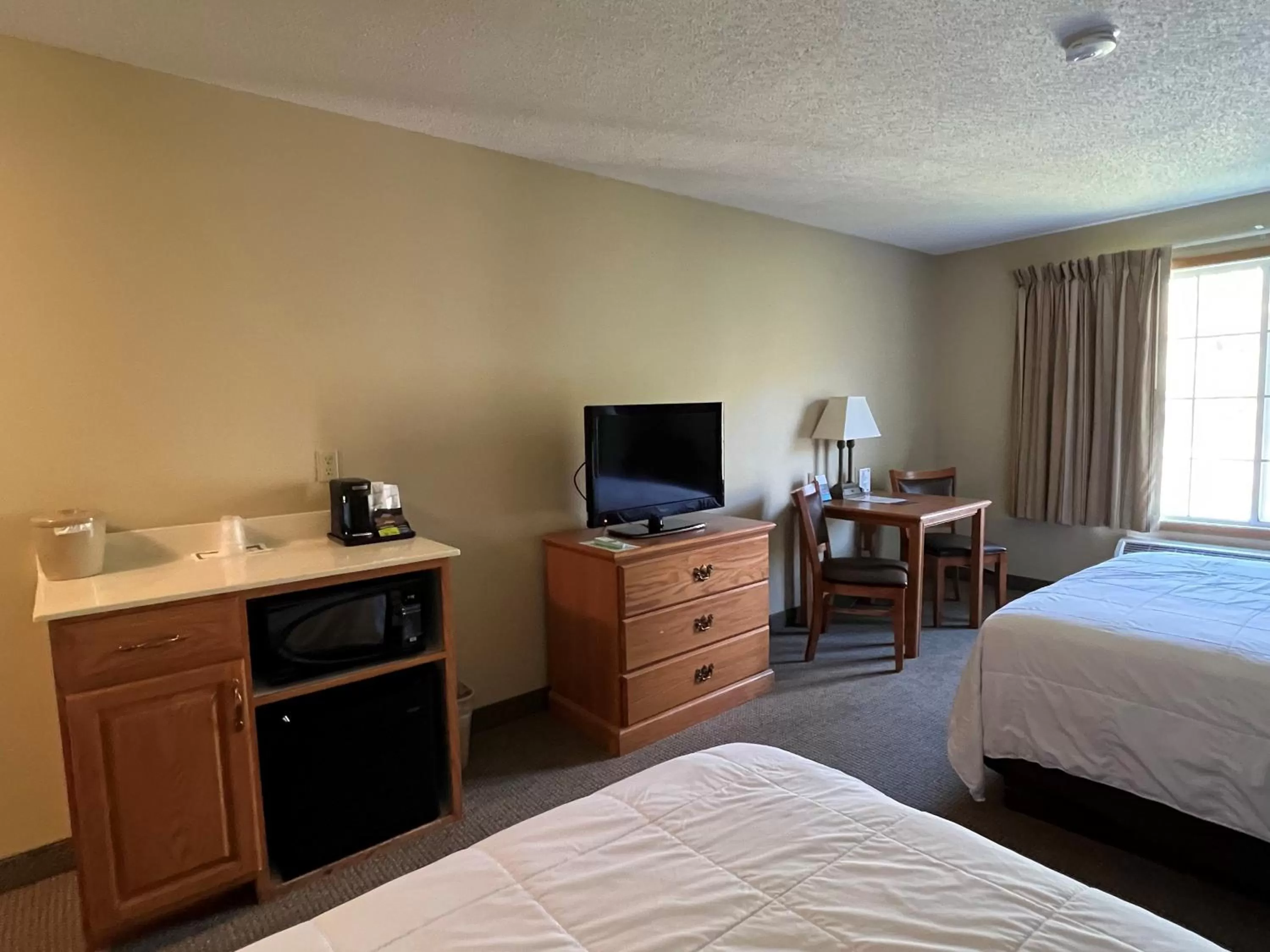 TV and multimedia, Bed in Country Inn Walker