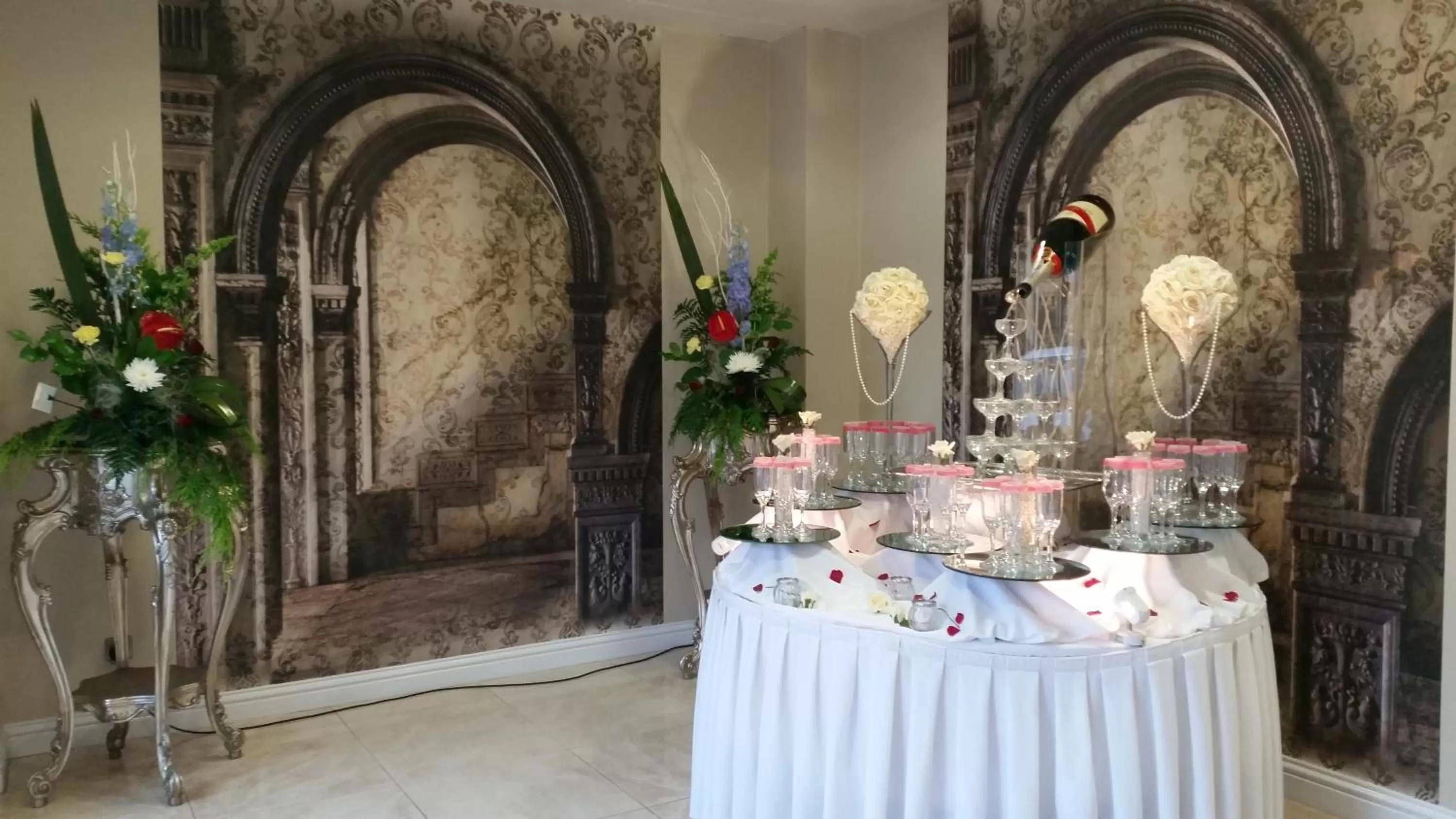 Decorative detail in Kilmorey Arms Hotel