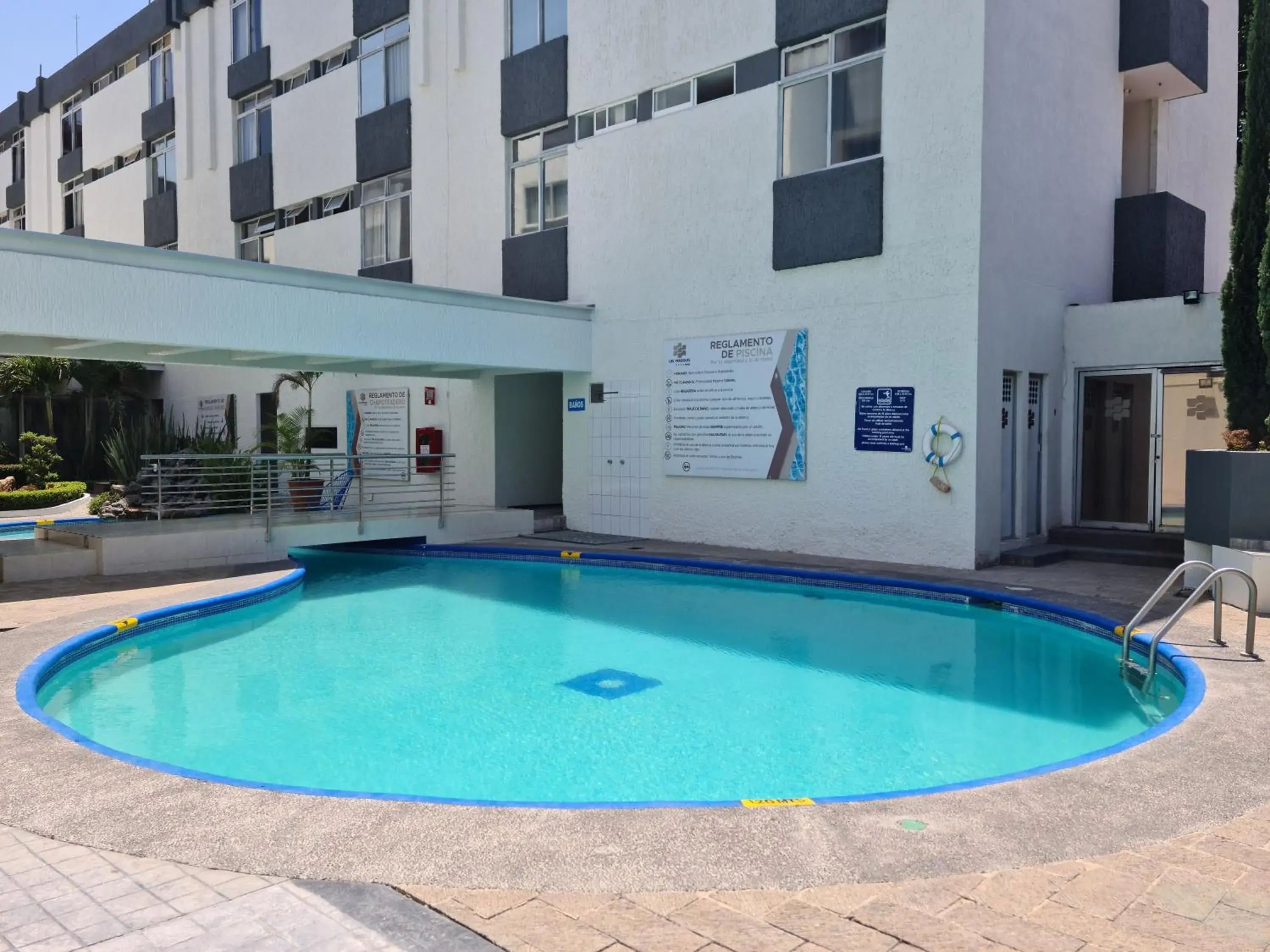 Swimming Pool in Hotel Las Pergolas