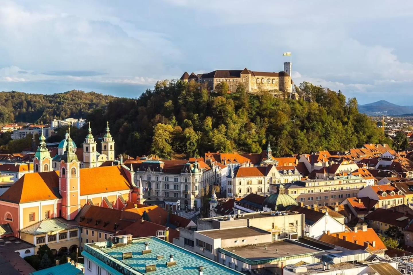 Nearby landmark in Urban Style Apartments by Loft