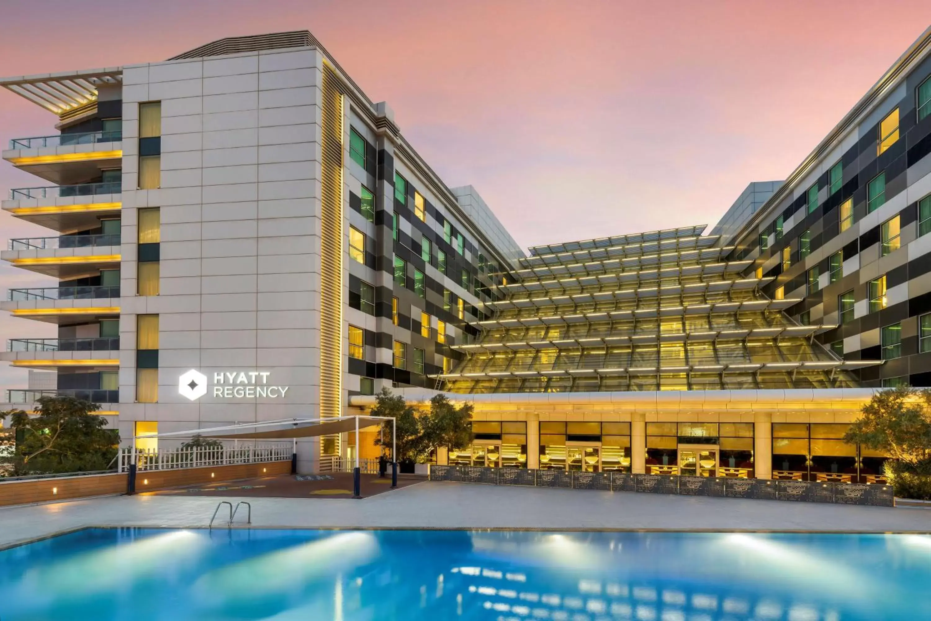 Swimming pool, Property Building in Hyatt Regency Oryx Doha