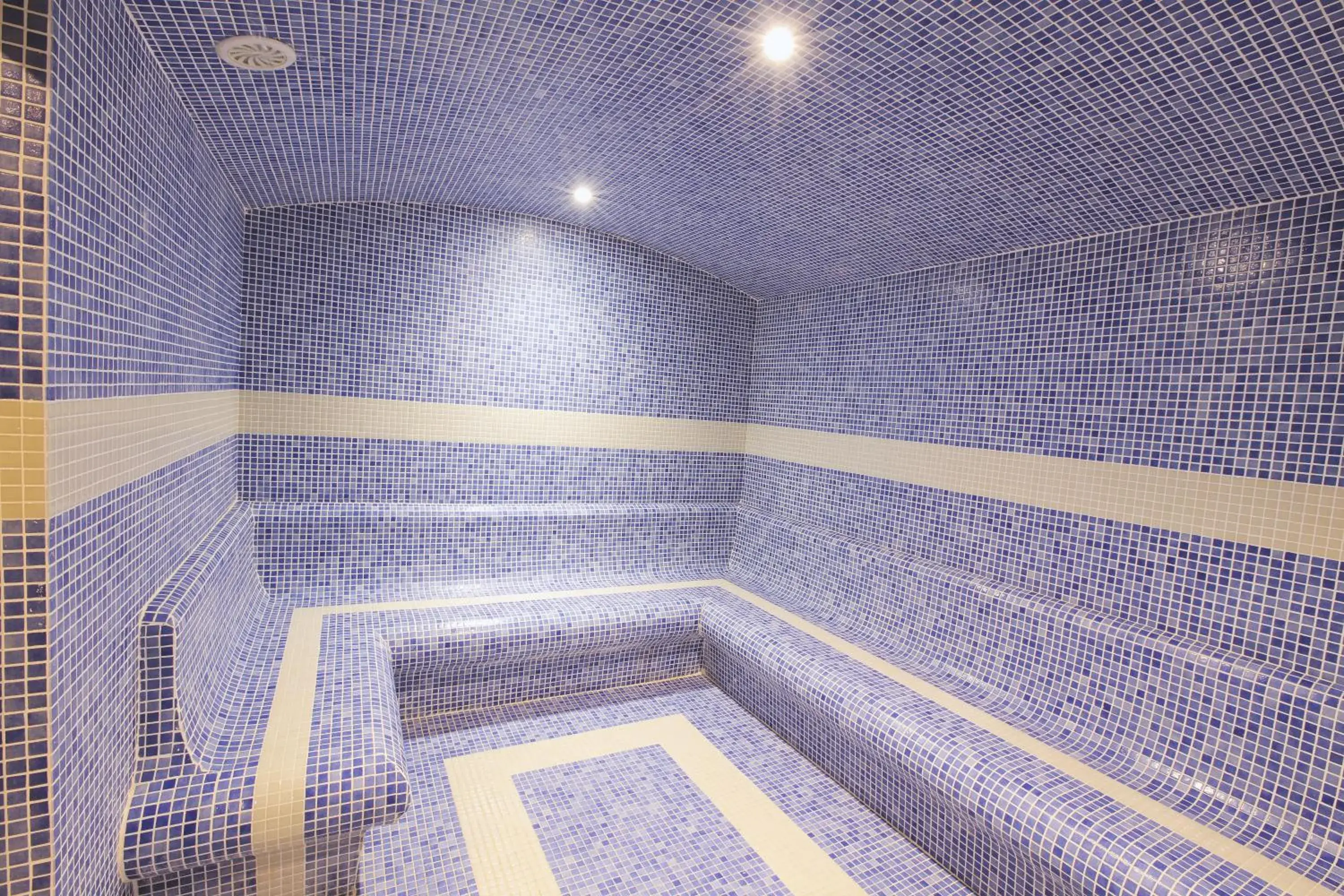 Steam room, Swimming Pool in Serenity Suites Istanbul Airport