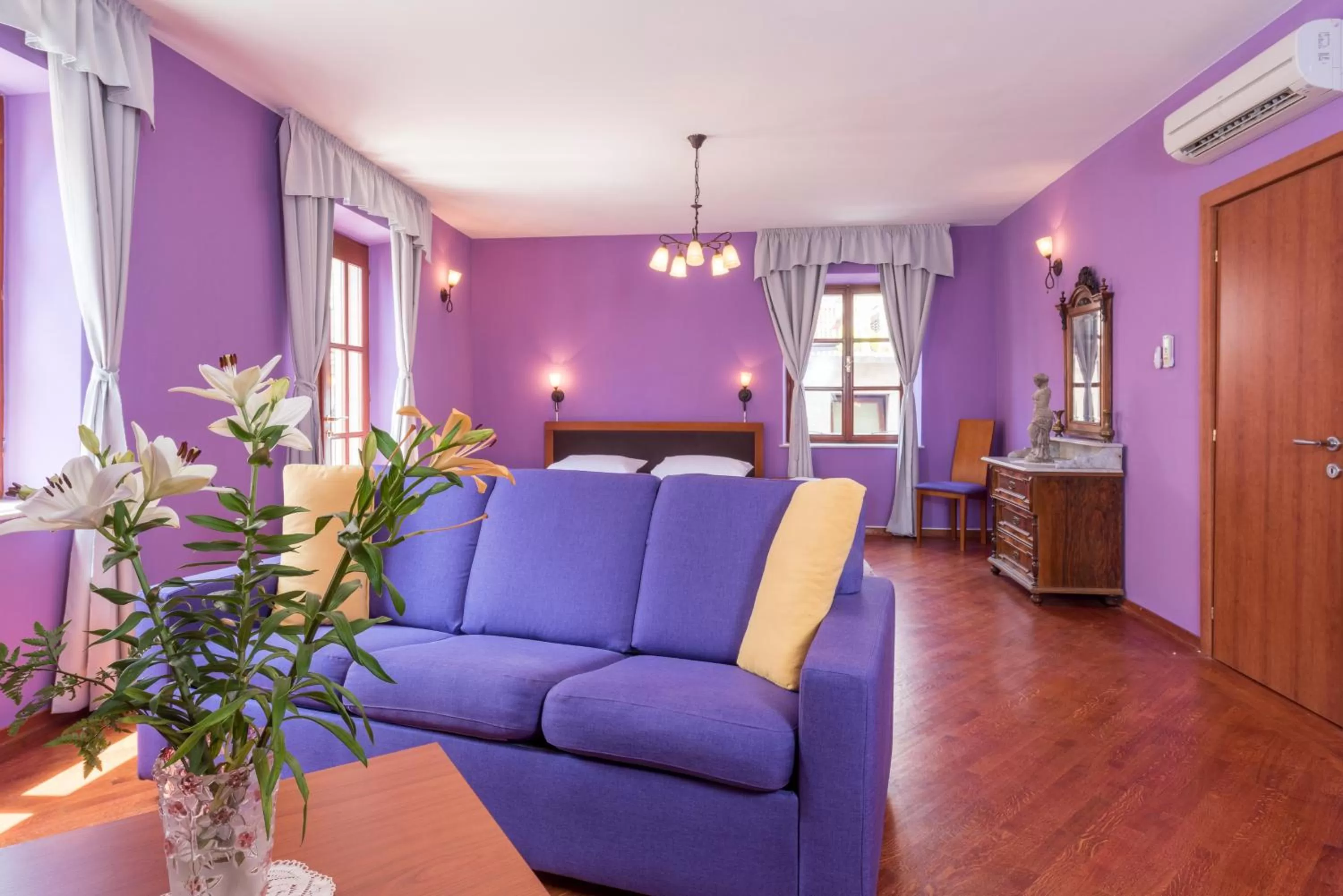 Decorative detail in Villa Nora Hvar