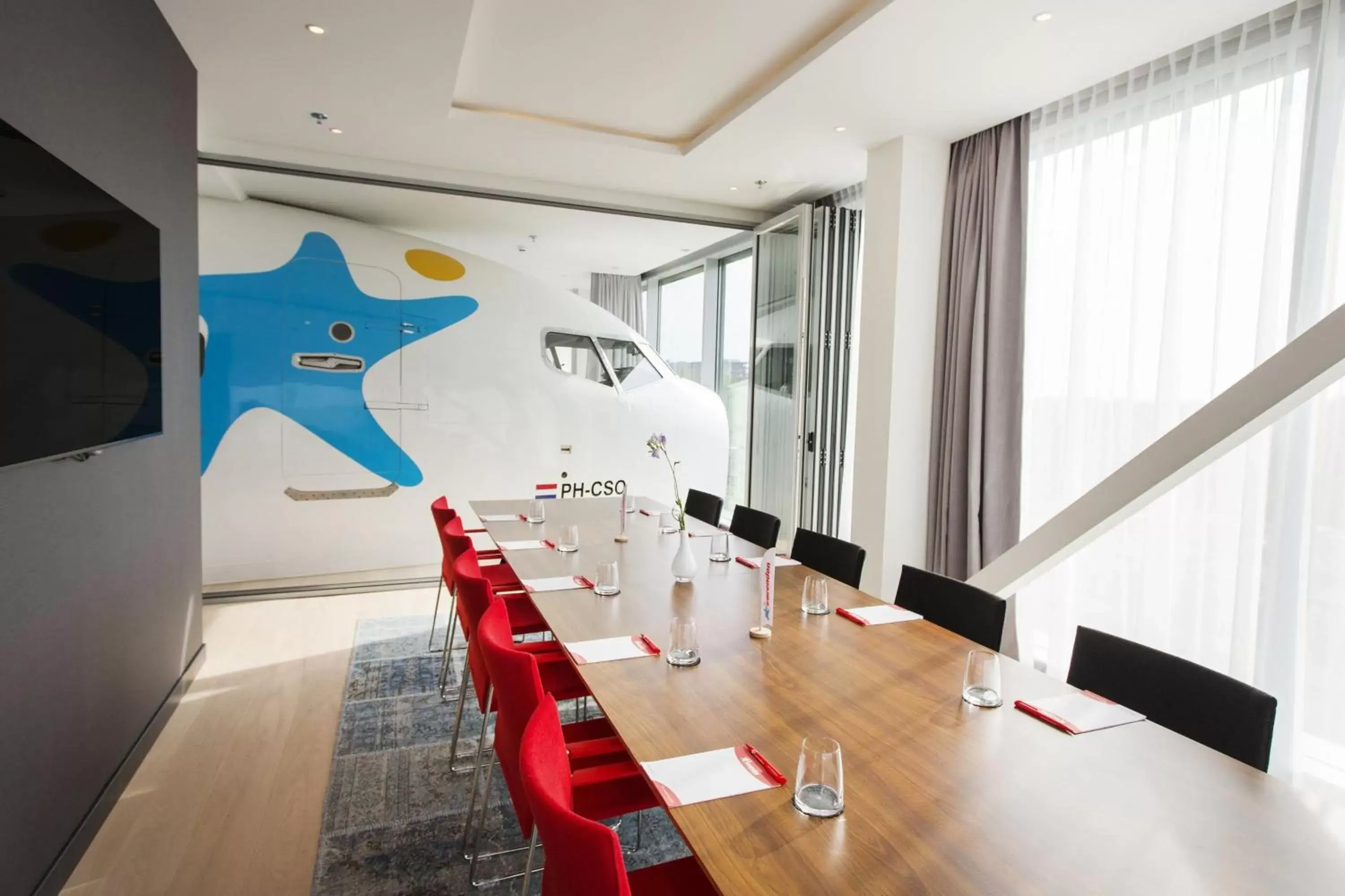 Meeting/conference room in Corendon Amsterdam New-West, a Tribute Portfolio Hotel