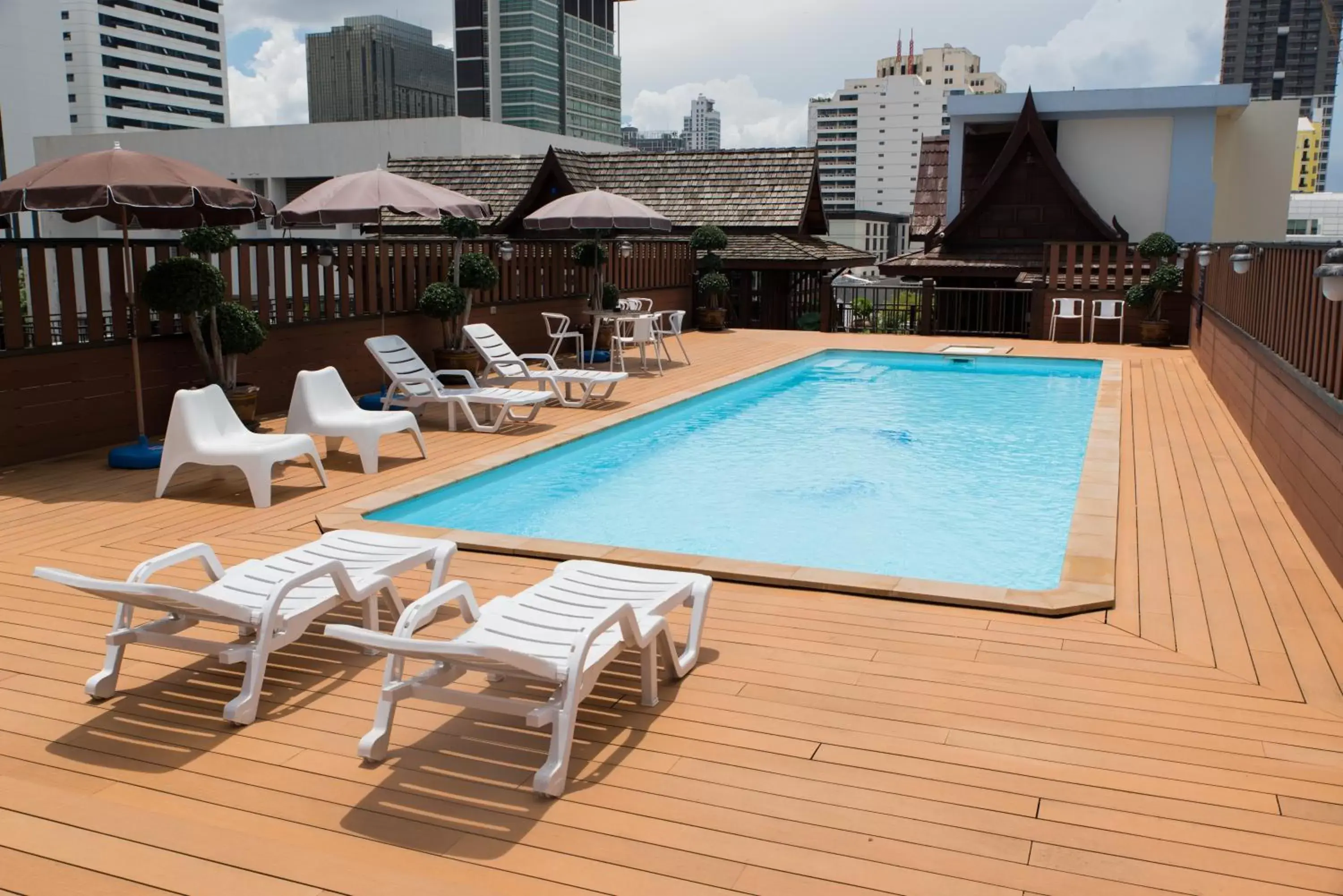 Pool view, Swimming Pool in True Siam Rangnam Hotel