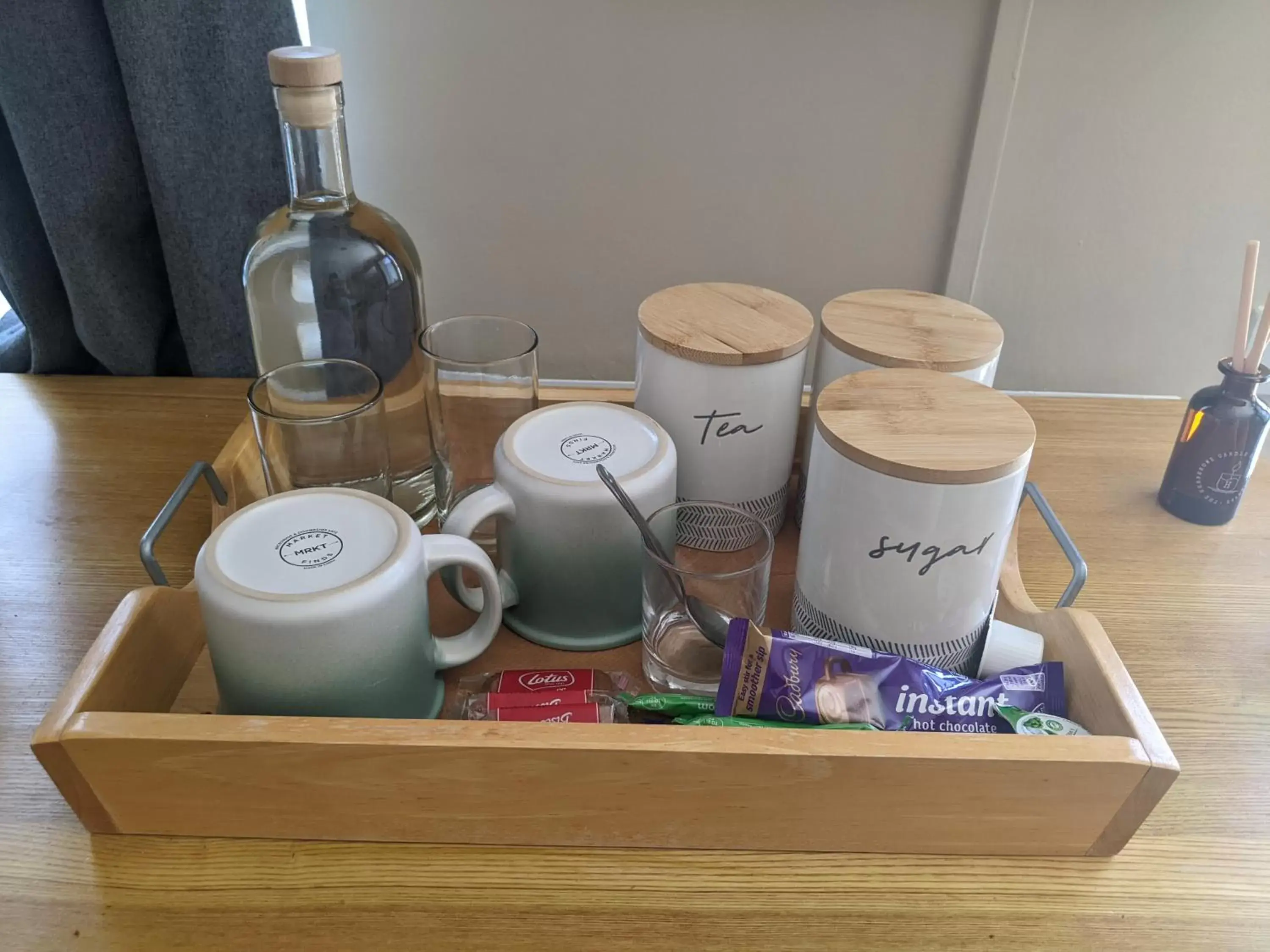 Coffee/tea facilities in Kingfisher Barn B&B