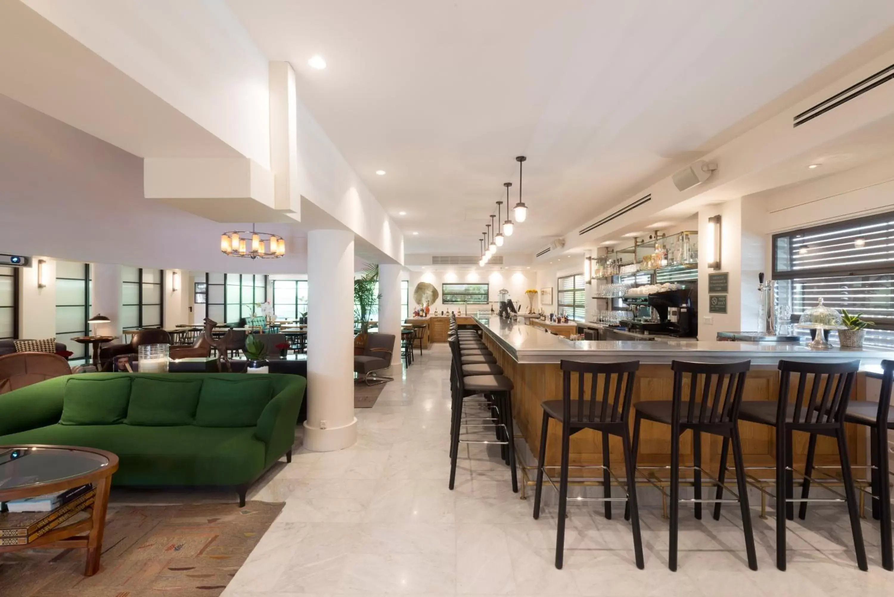 Lounge or bar, Restaurant/Places to Eat in Lily & Bloom Boutique Hotel