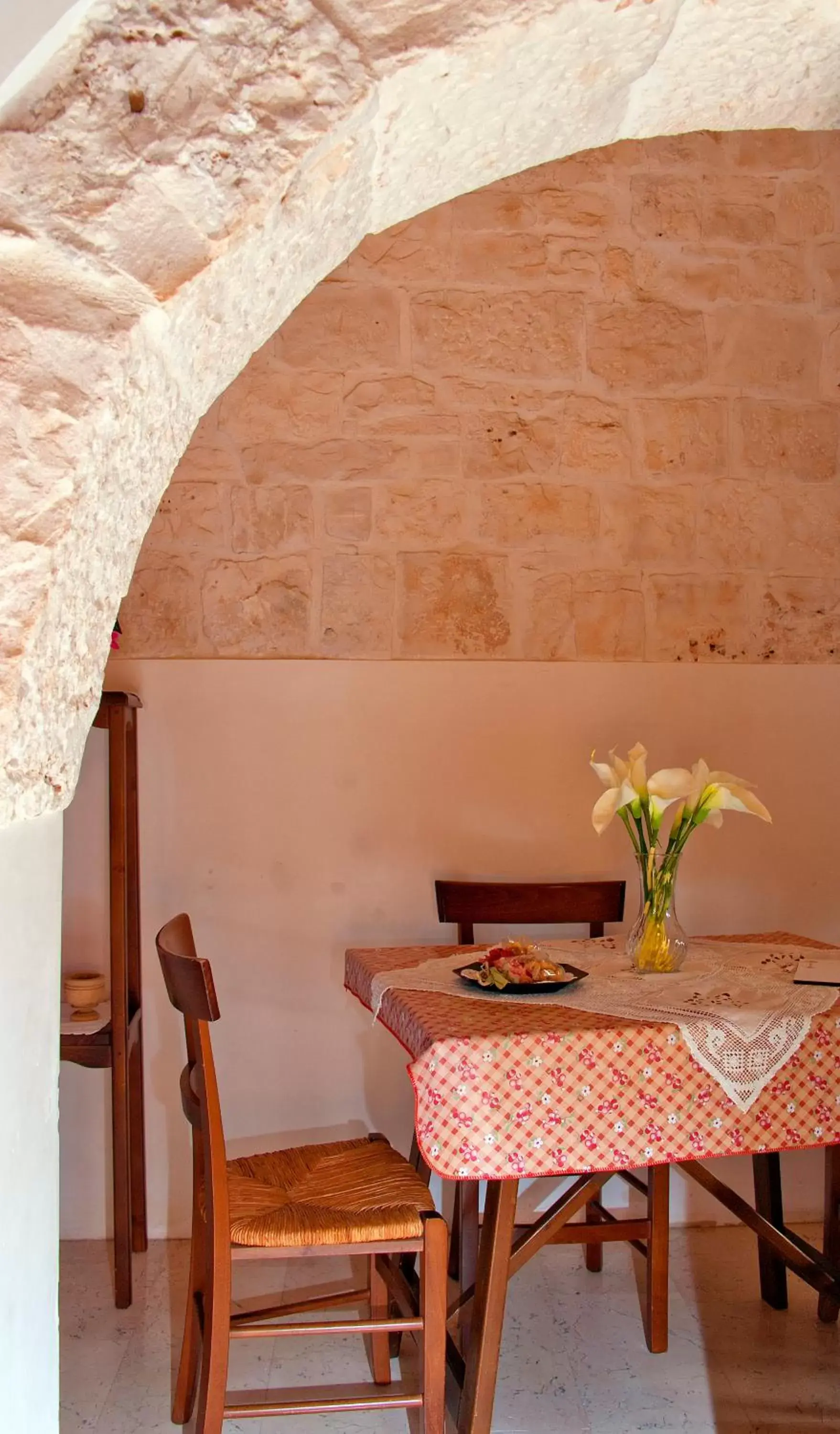 Dining area in Giardino Dei Trulli