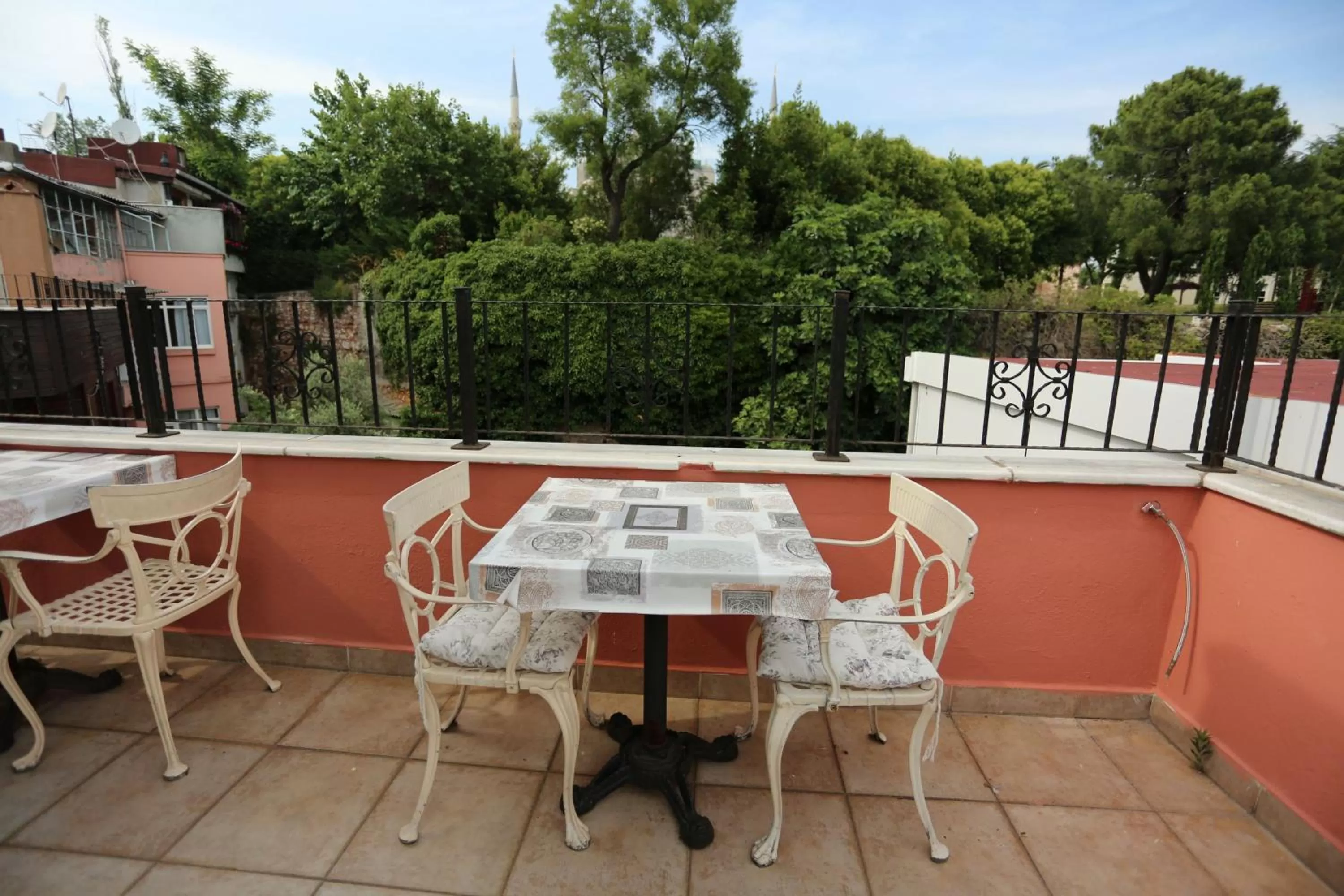 Balcony/Terrace in Hotel Tashkonak Istanbul