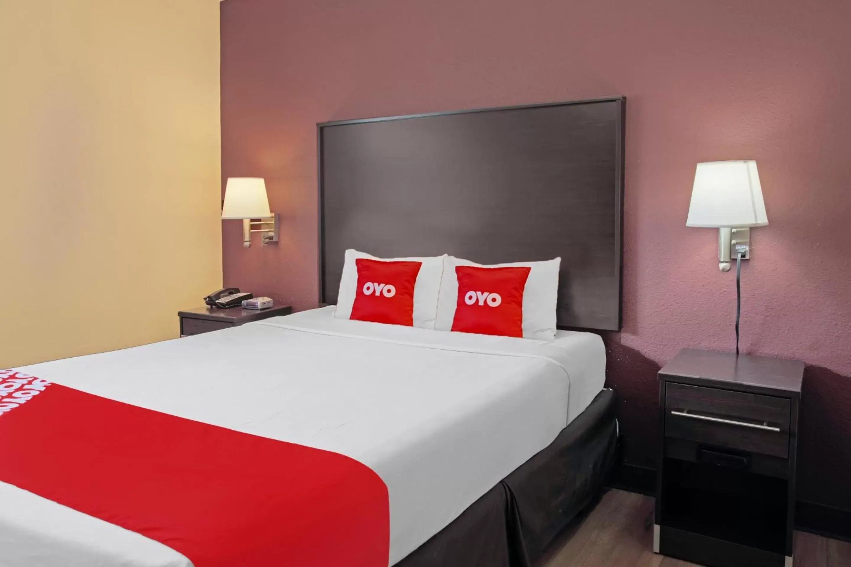 TV and multimedia, Bed in OYO Hotel McAllen Airport South