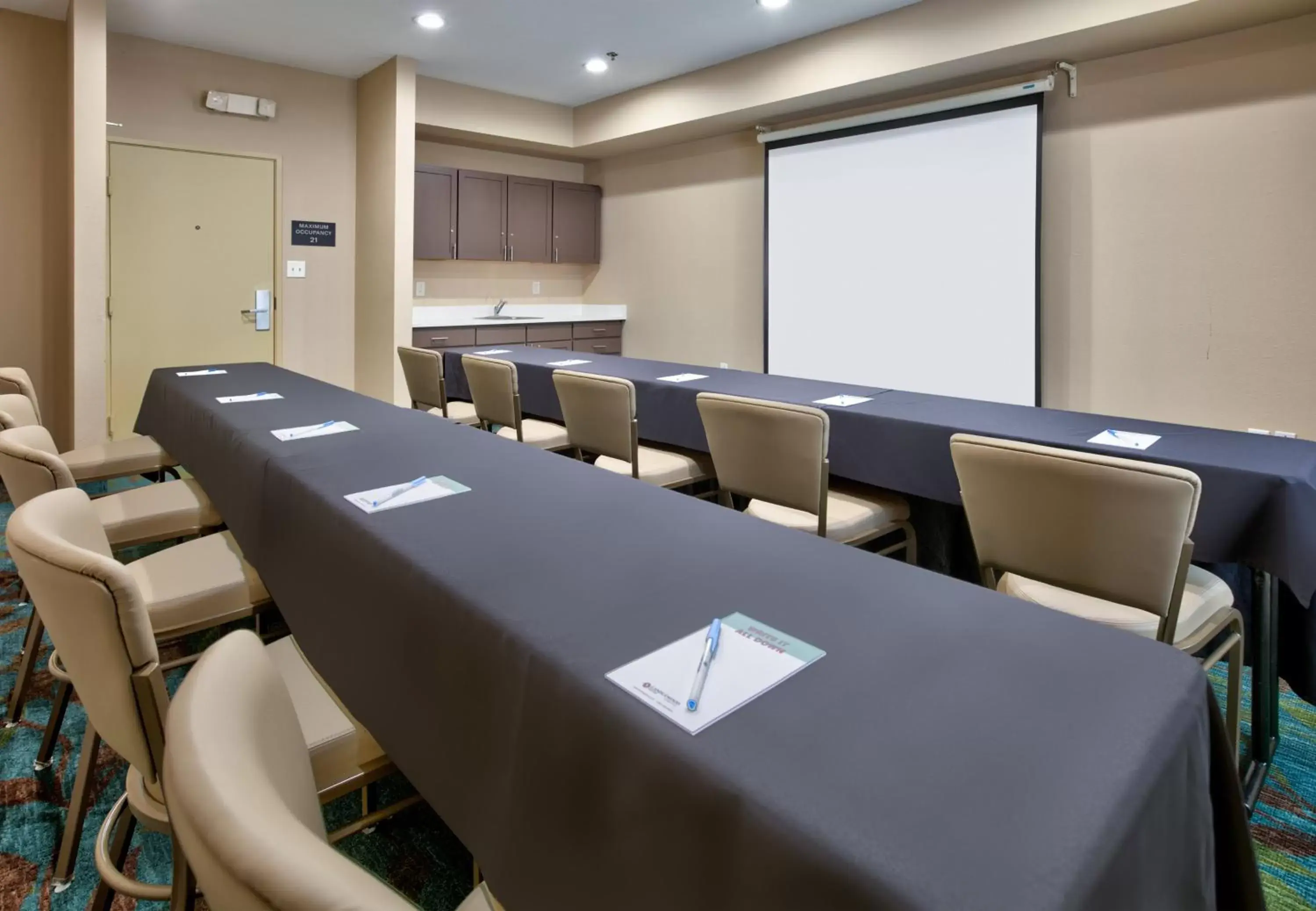 Meeting/conference room in Candlewood Suites Dallas Fort Worth South, an IHG Hotel