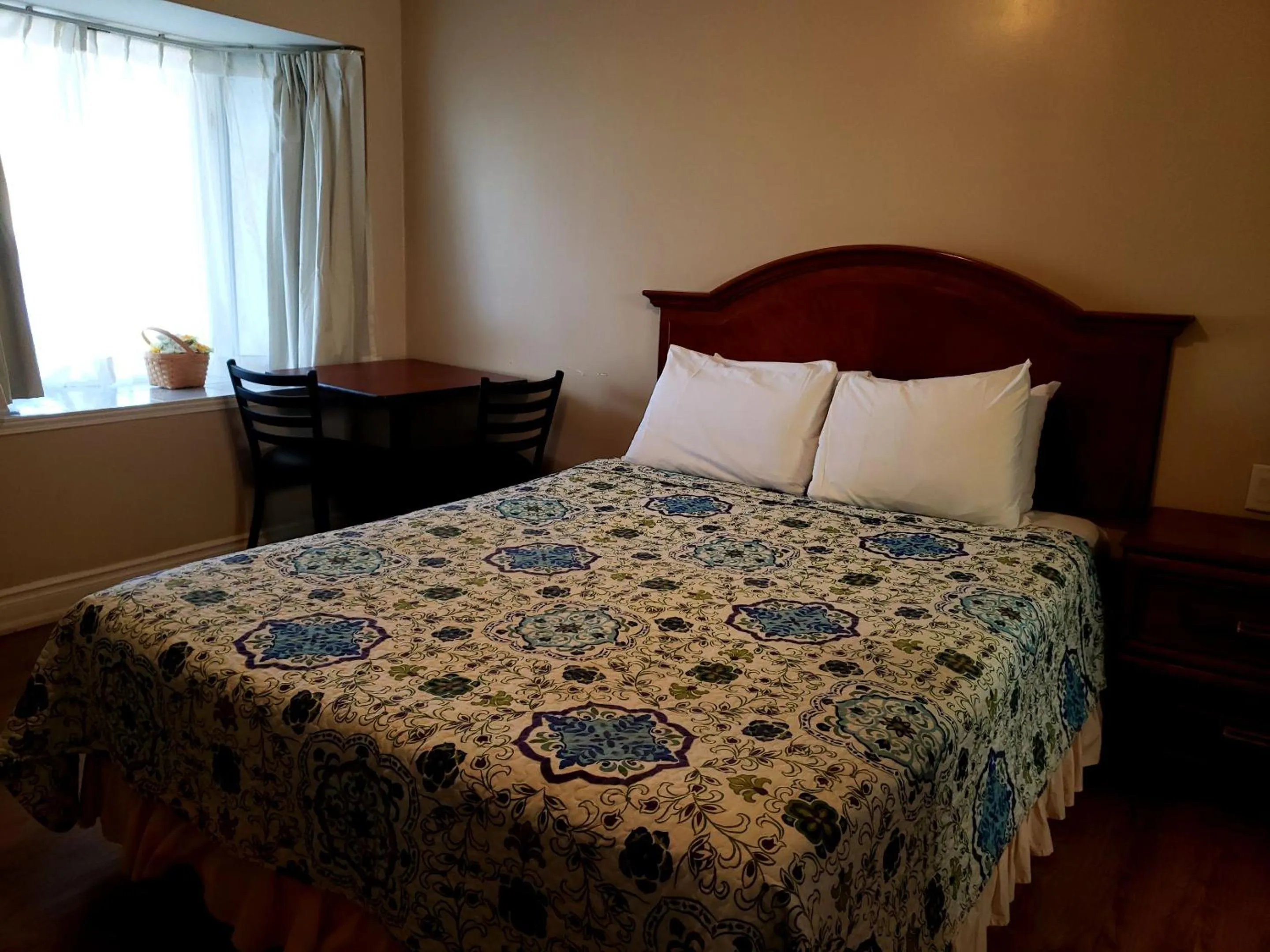 Bed in Blue Moon Motel