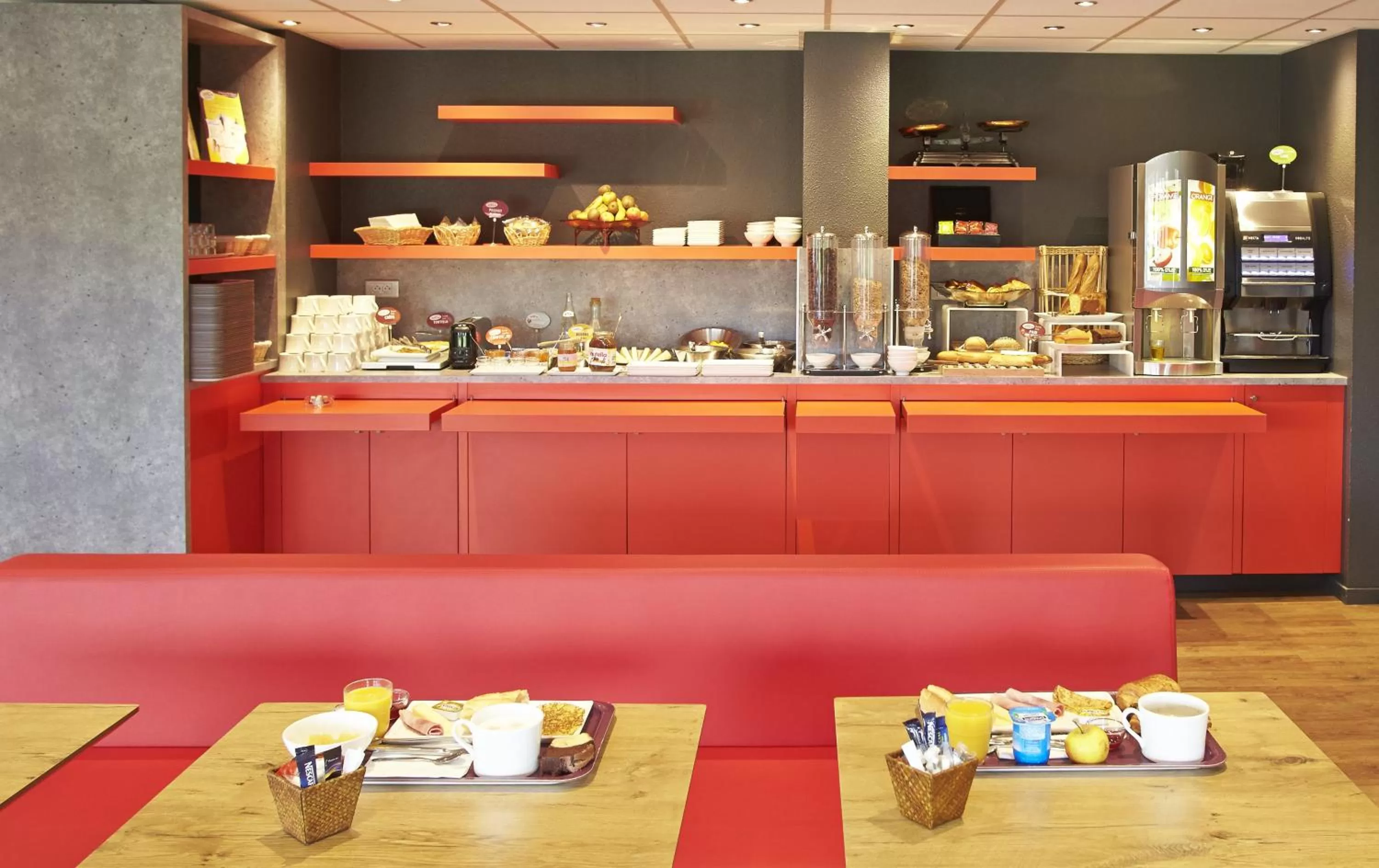 Restaurant/places to eat in Ibis Auray