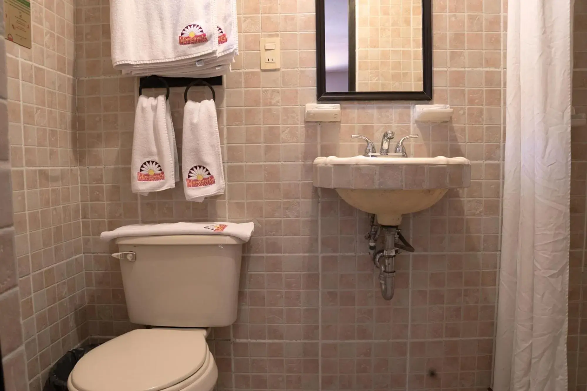 Bathroom in Hotel Casa Margarita