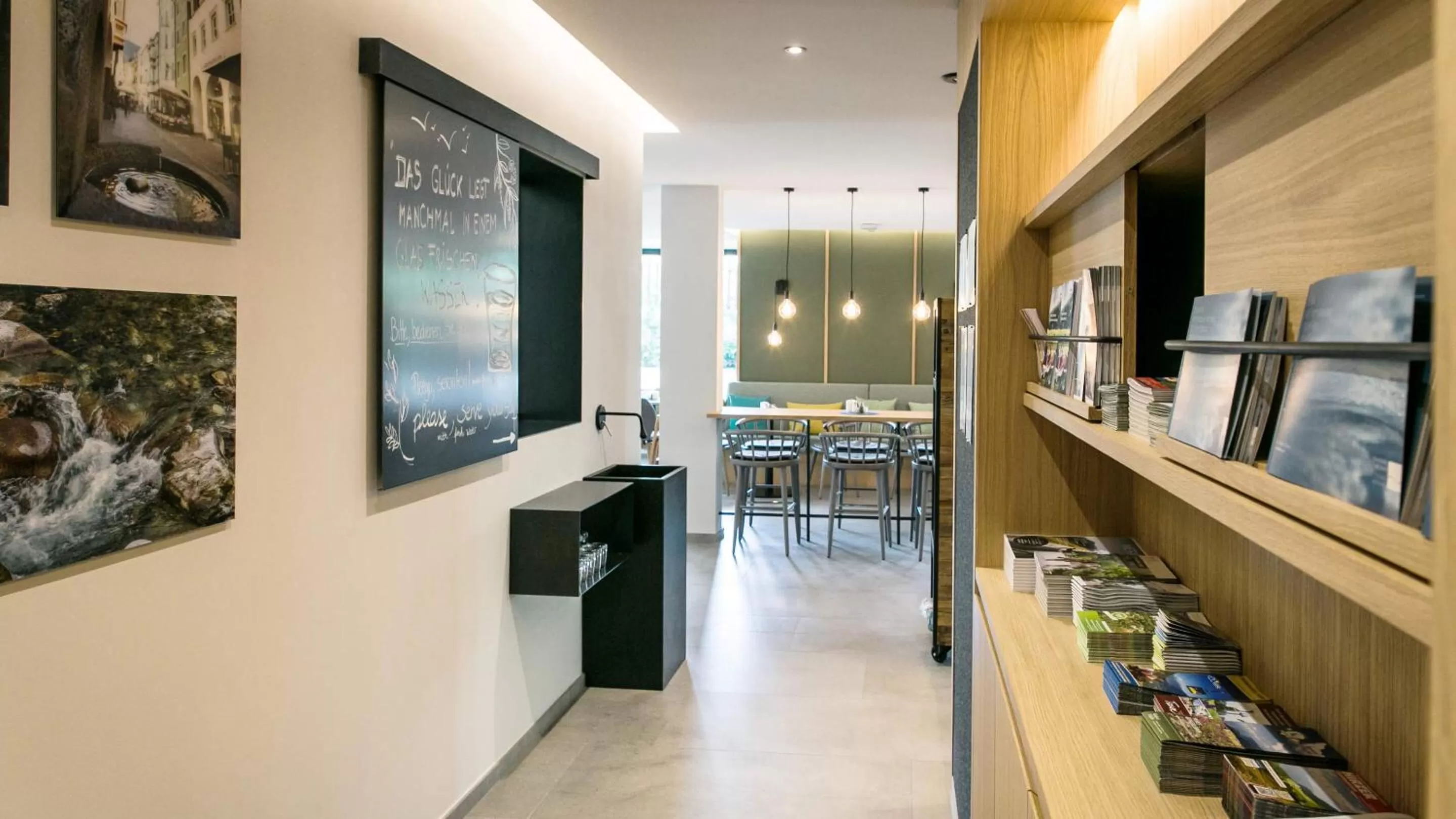 Lobby or reception in Flora Hotel & Suites