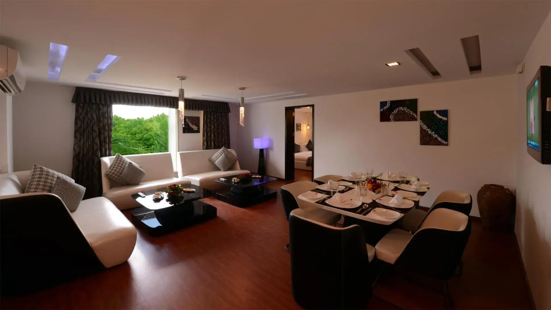 Living room in Top3 Lords Resort Bhavnagar Living room in Top3 Lords Resort Bhavnagar