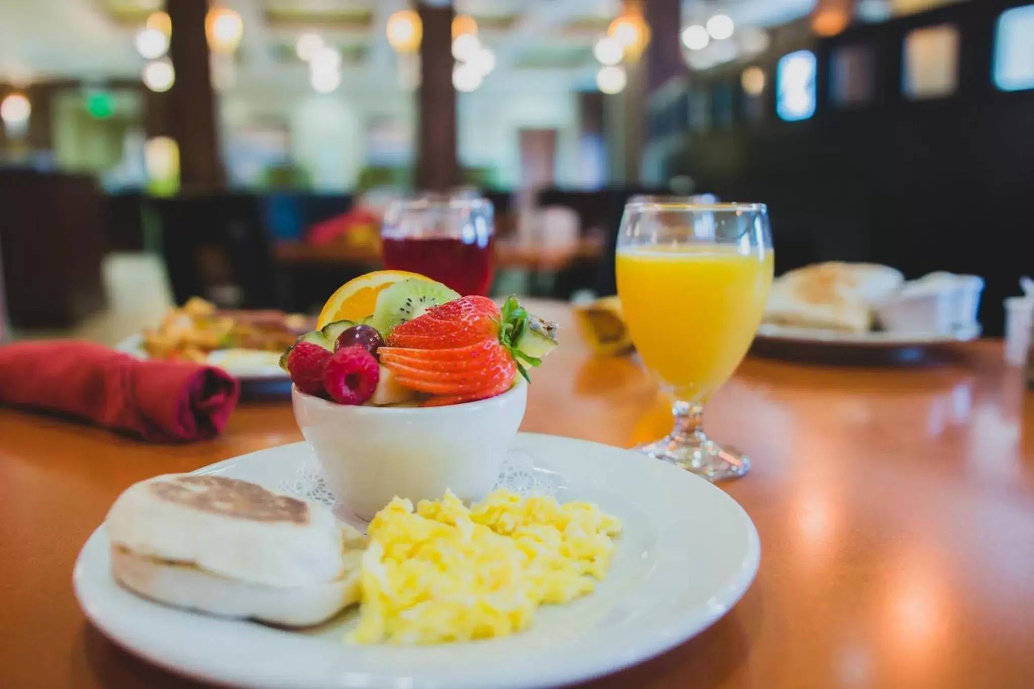 Restaurant/places to eat, Breakfast in Holiday Inn Jackson NW - Airport Road, an IHG Hotel