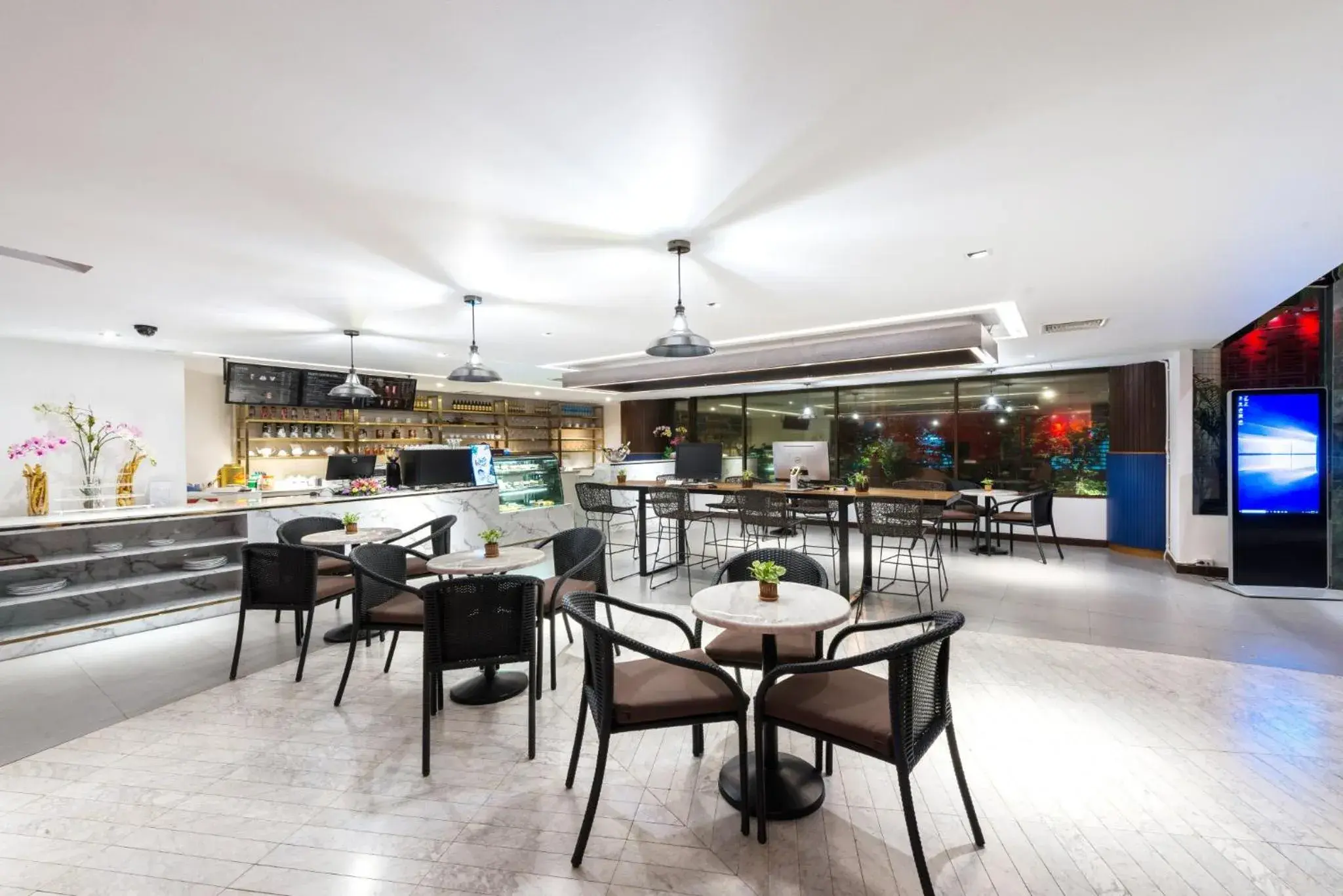 Food and drinks, Restaurant/Places to Eat in A-One Boutique Hotel