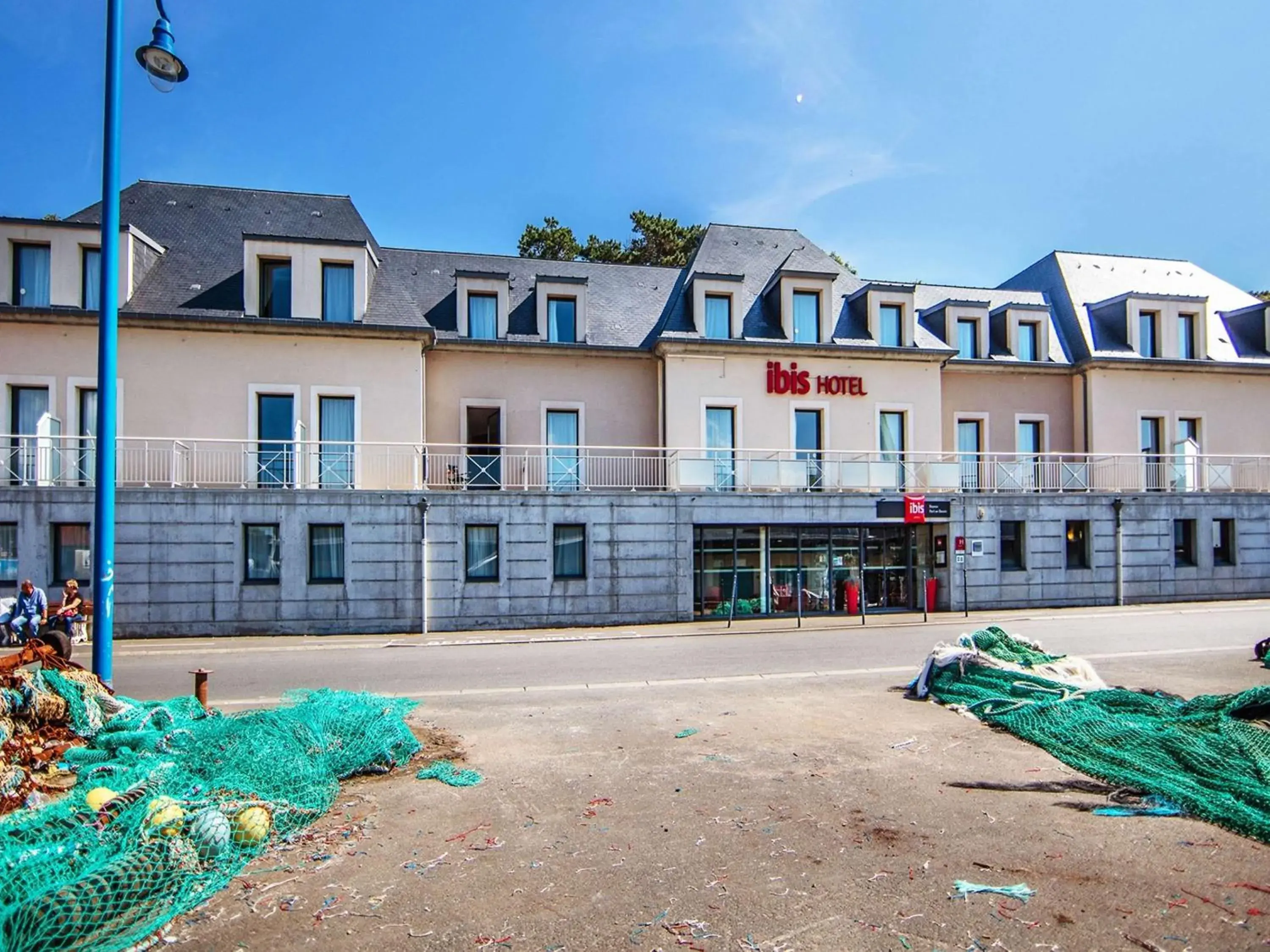 Property Building in ibis Bayeux Port En Bessin