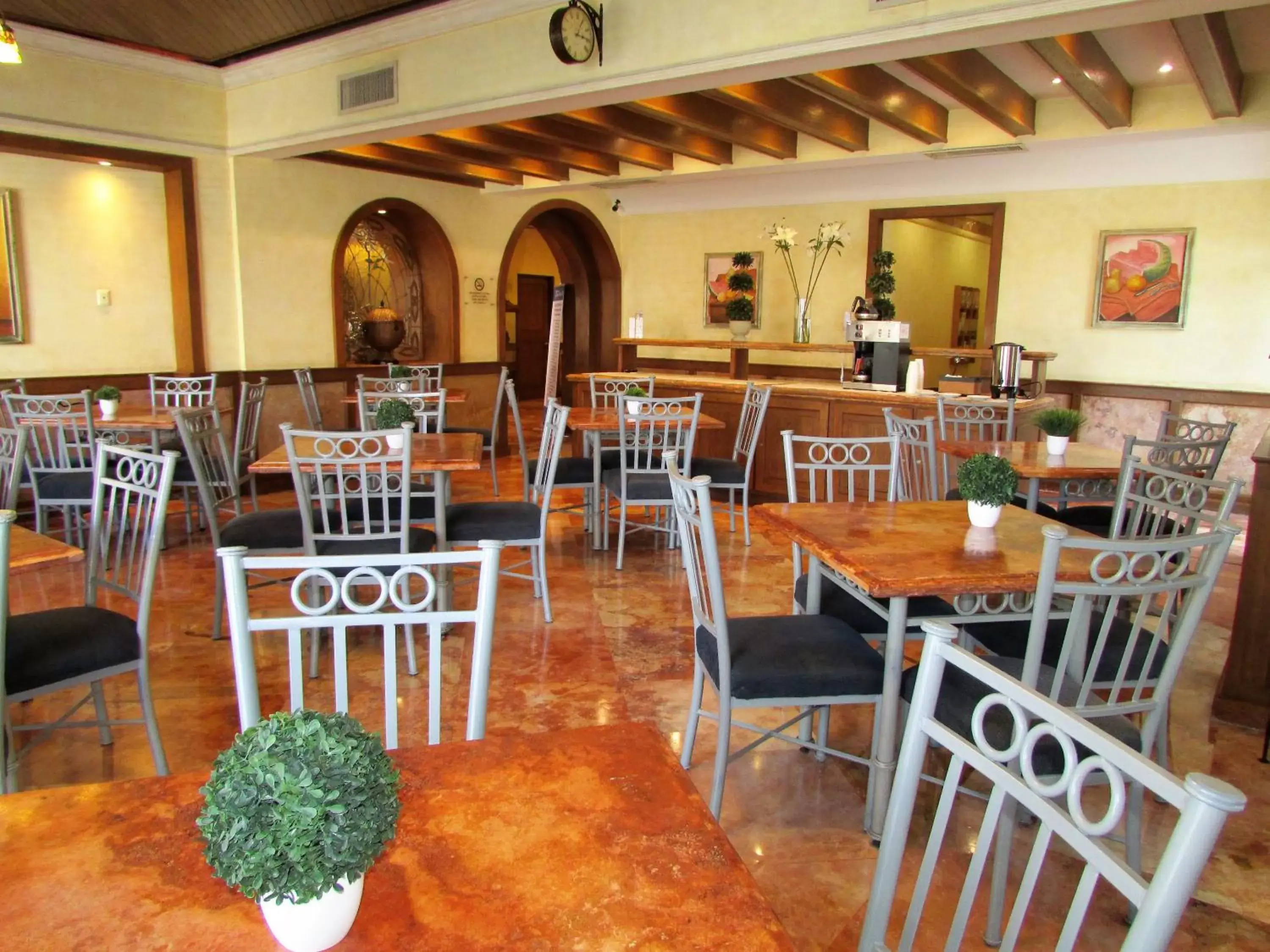 Breakfast, Restaurant/Places to Eat in Best Western Hotel Posada Del Rio Express