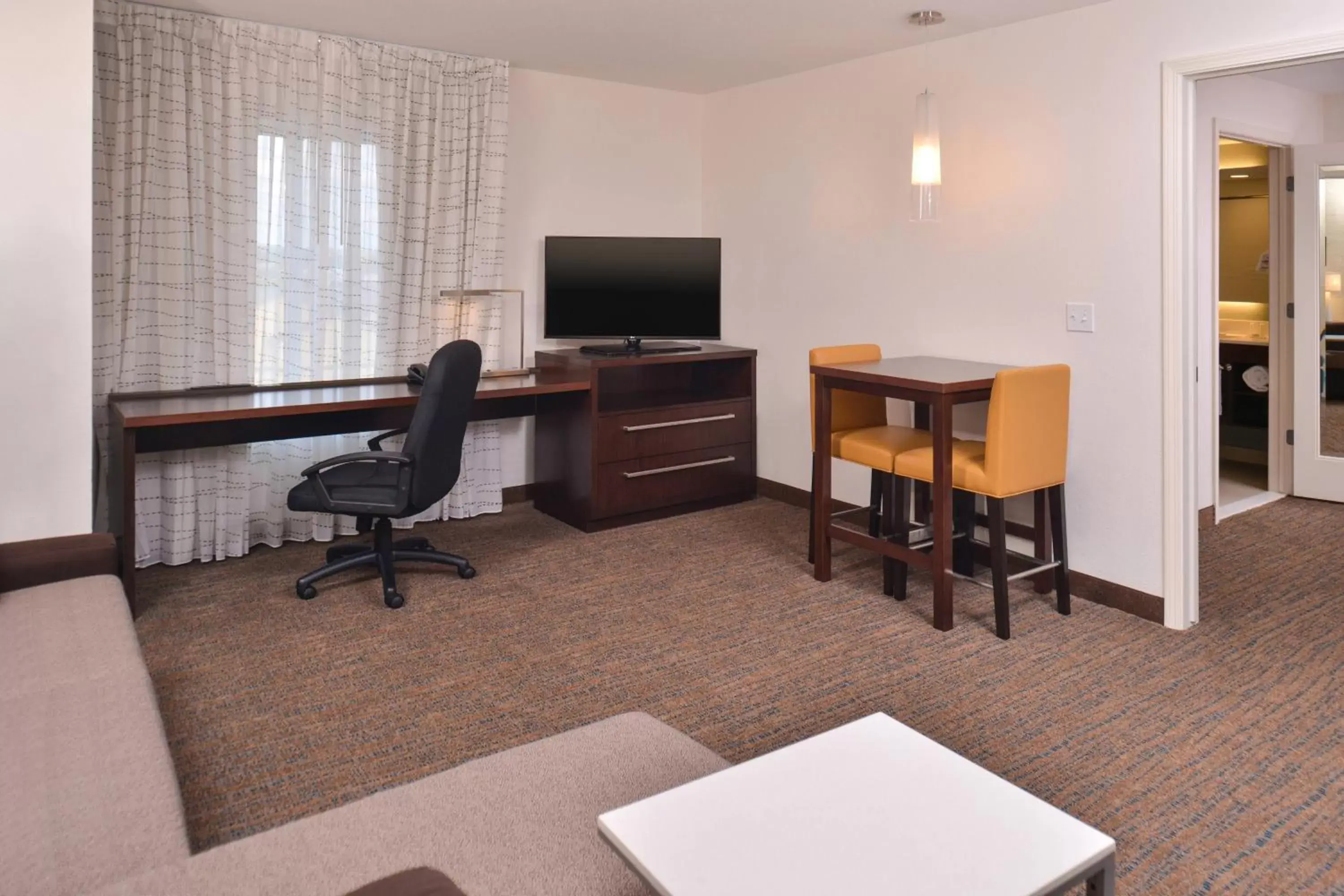 Bedroom in Residence Inn by Marriott Cedar Rapids South