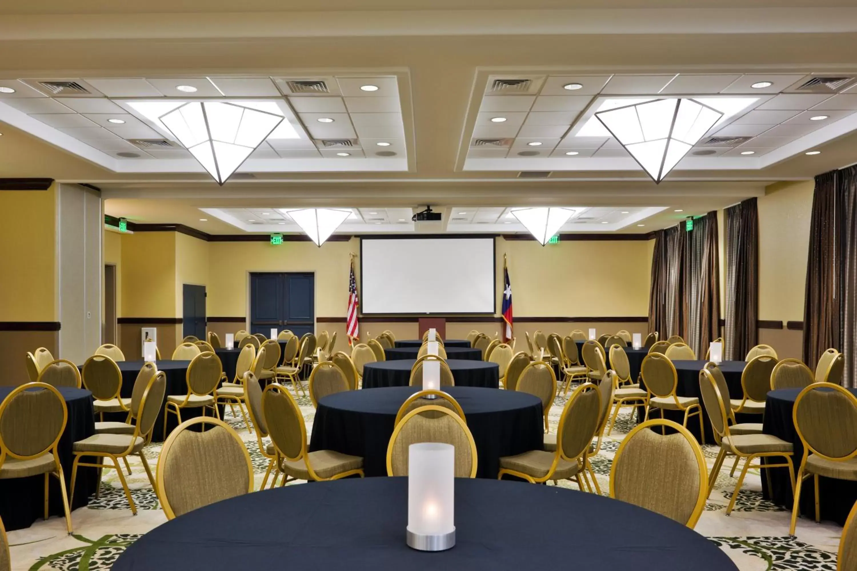 Banquet/Function facilities in Holiday Inn San Antonio Northwest- SeaWorld Area, an IHG Hotel