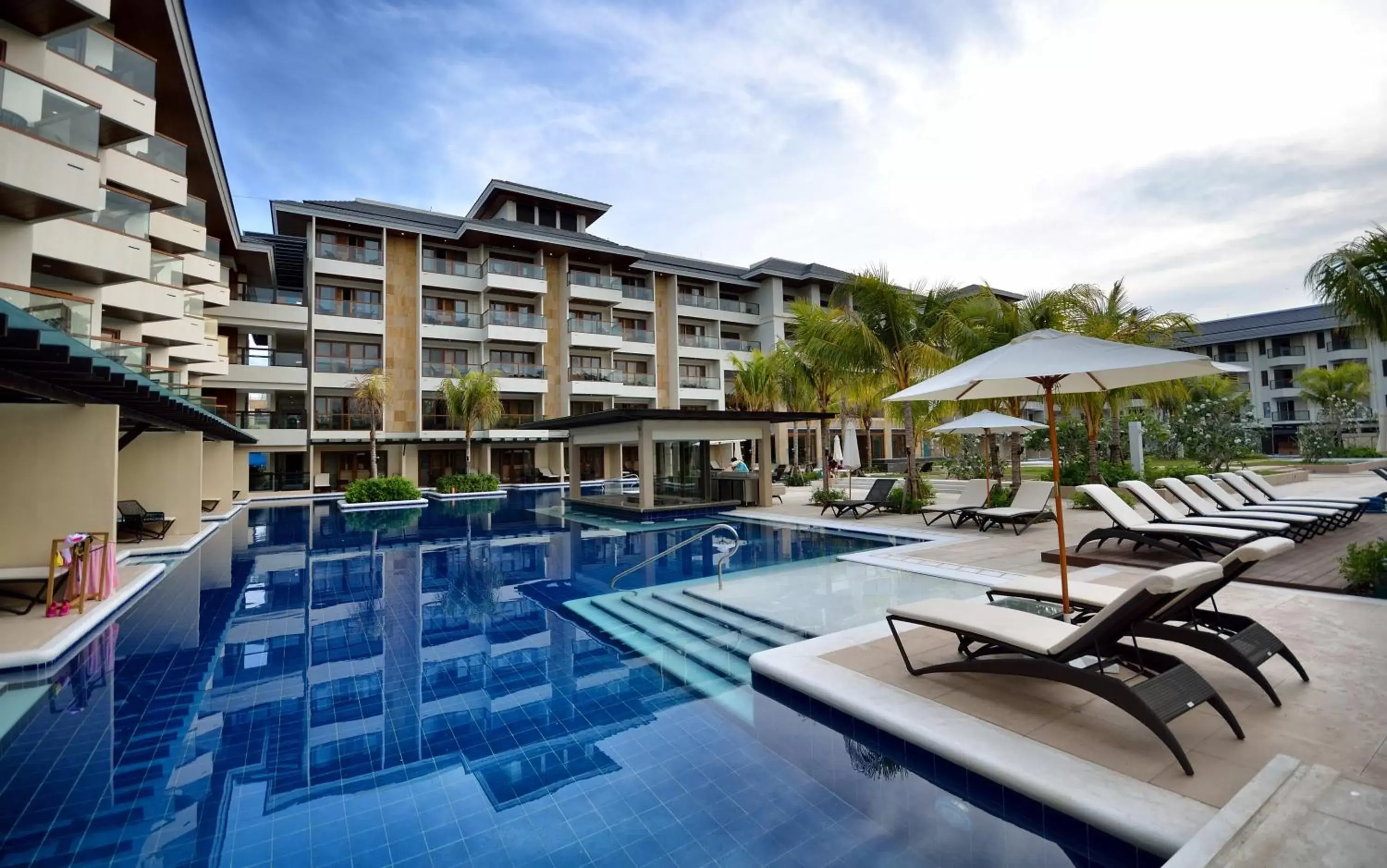 Swimming pool, Property Building in Henann Resort Alona Beach