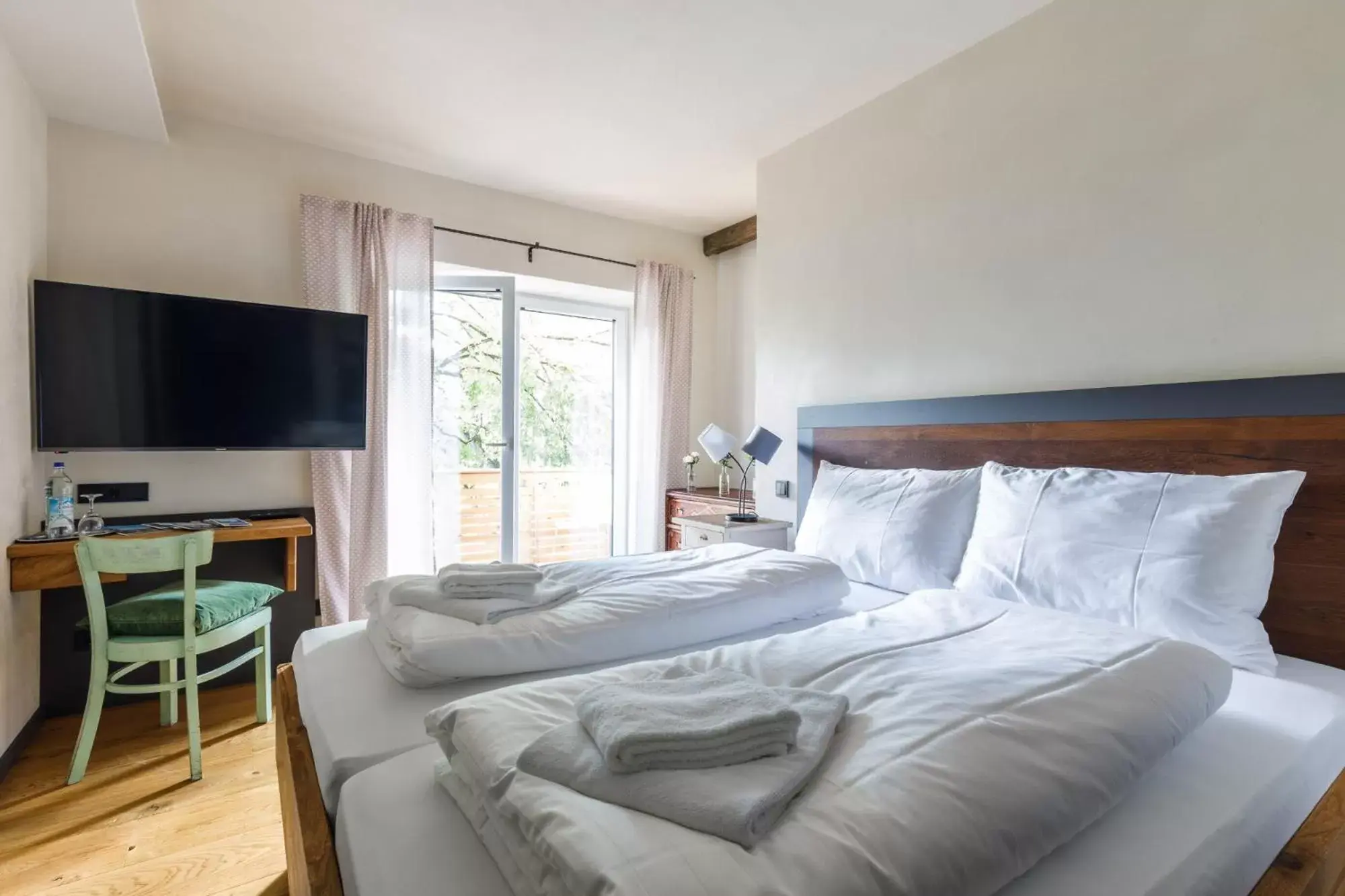 Double Room with Balcony in Bergwirt Hotel & Gasthof Double Room with Balcony in Bergwirt Hotel & Gasthof
