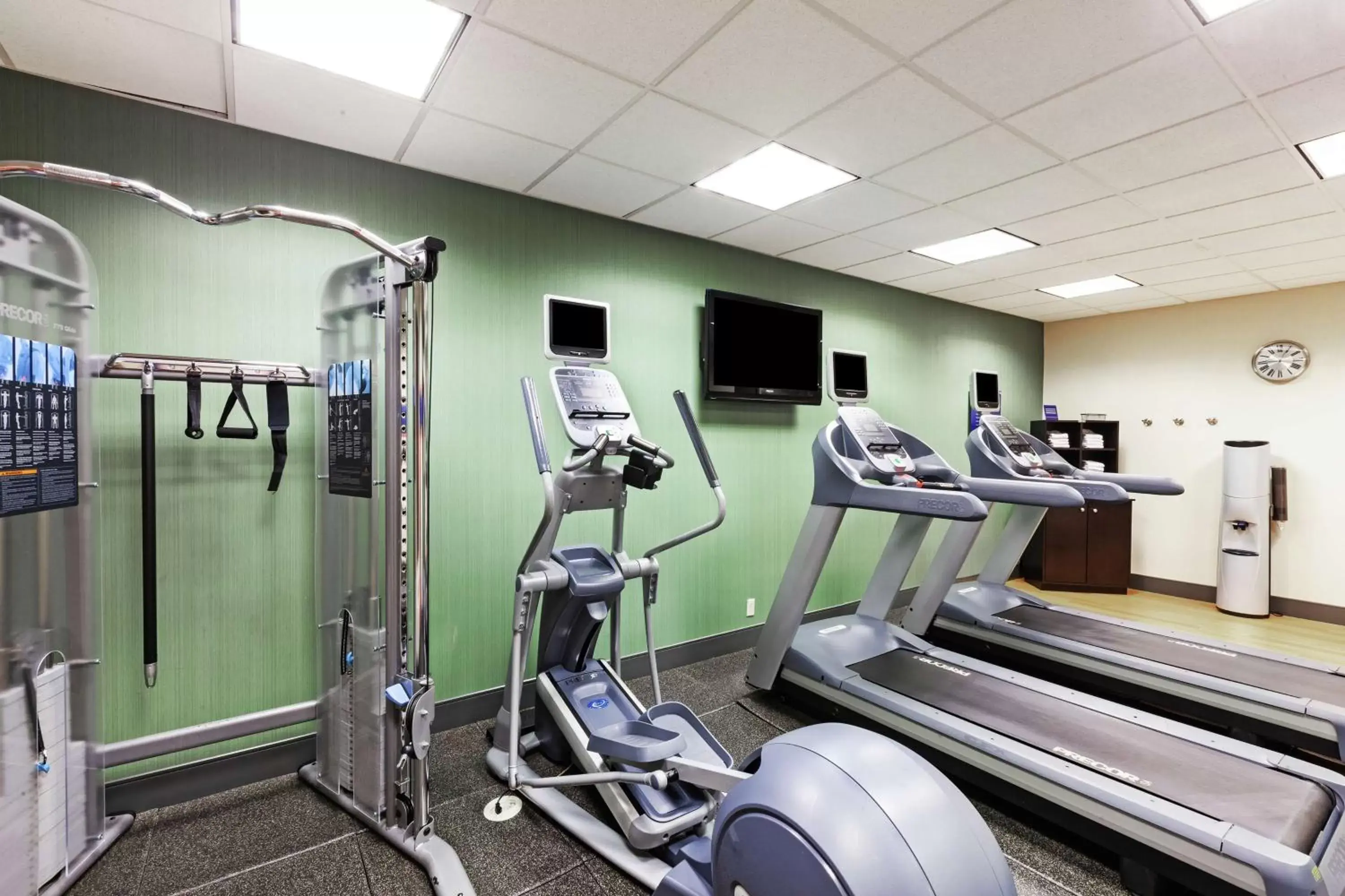 Fitness centre/facilities in Hampton Inn & Suites El Paso West Fitness centre/facilities in Hampton Inn & Suites El Paso West