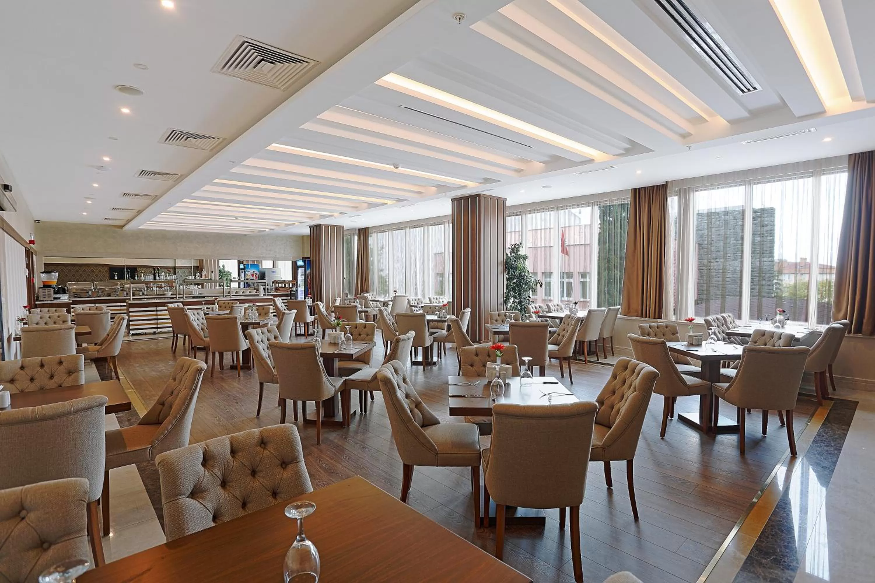 Restaurant/places to eat in The Grand Mira Business Hotel