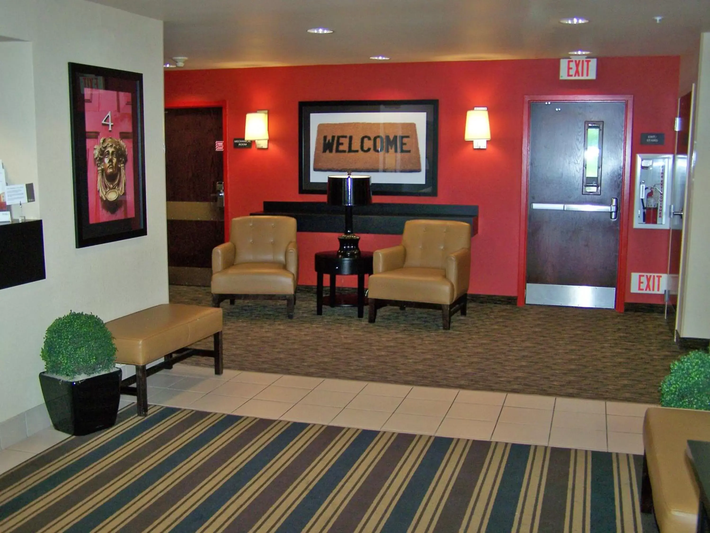 Lobby or reception, Lobby/Reception in Extended Stay America Suites - Minneapolis - Woodbury