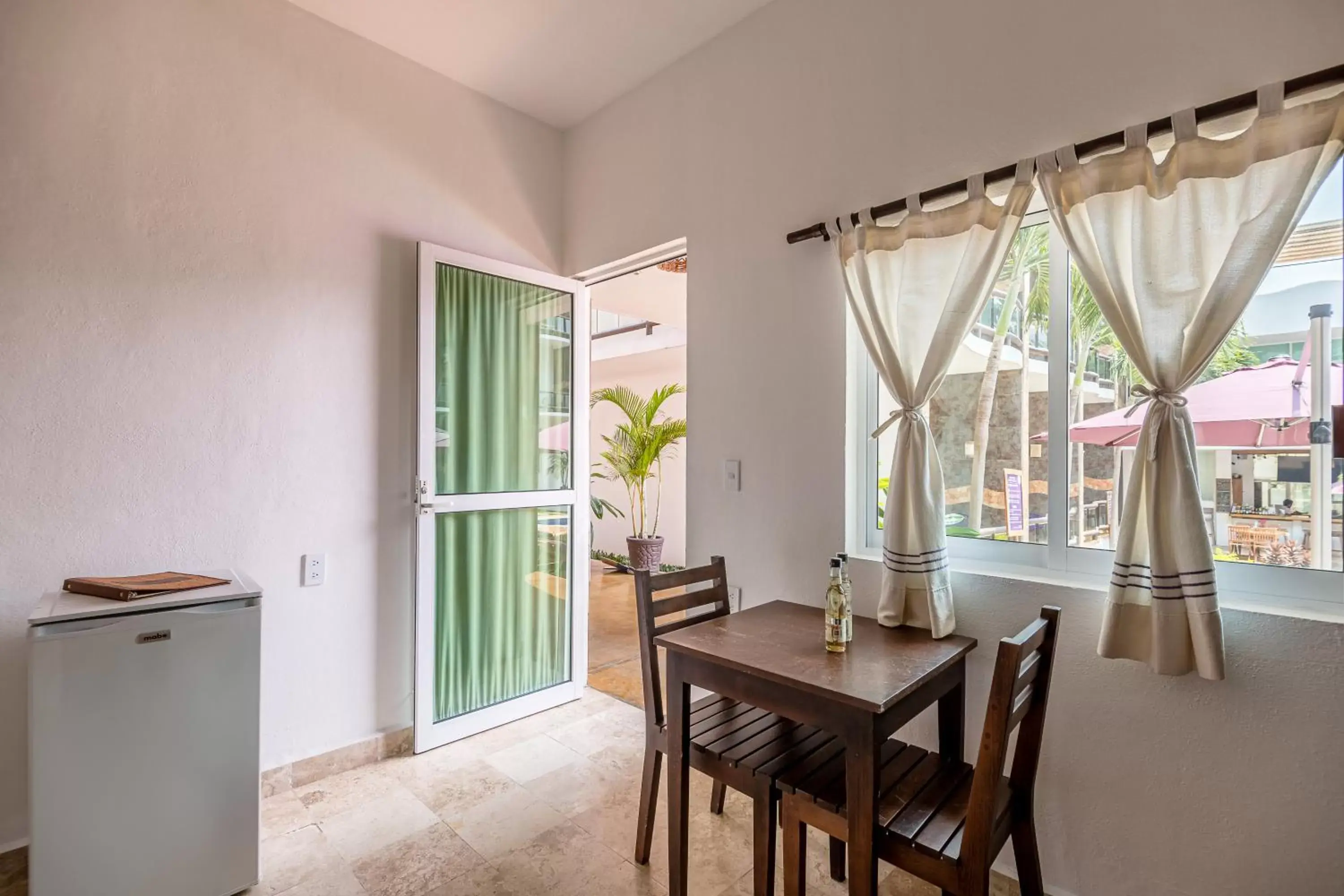 Dining Area in Hotel Rockaway