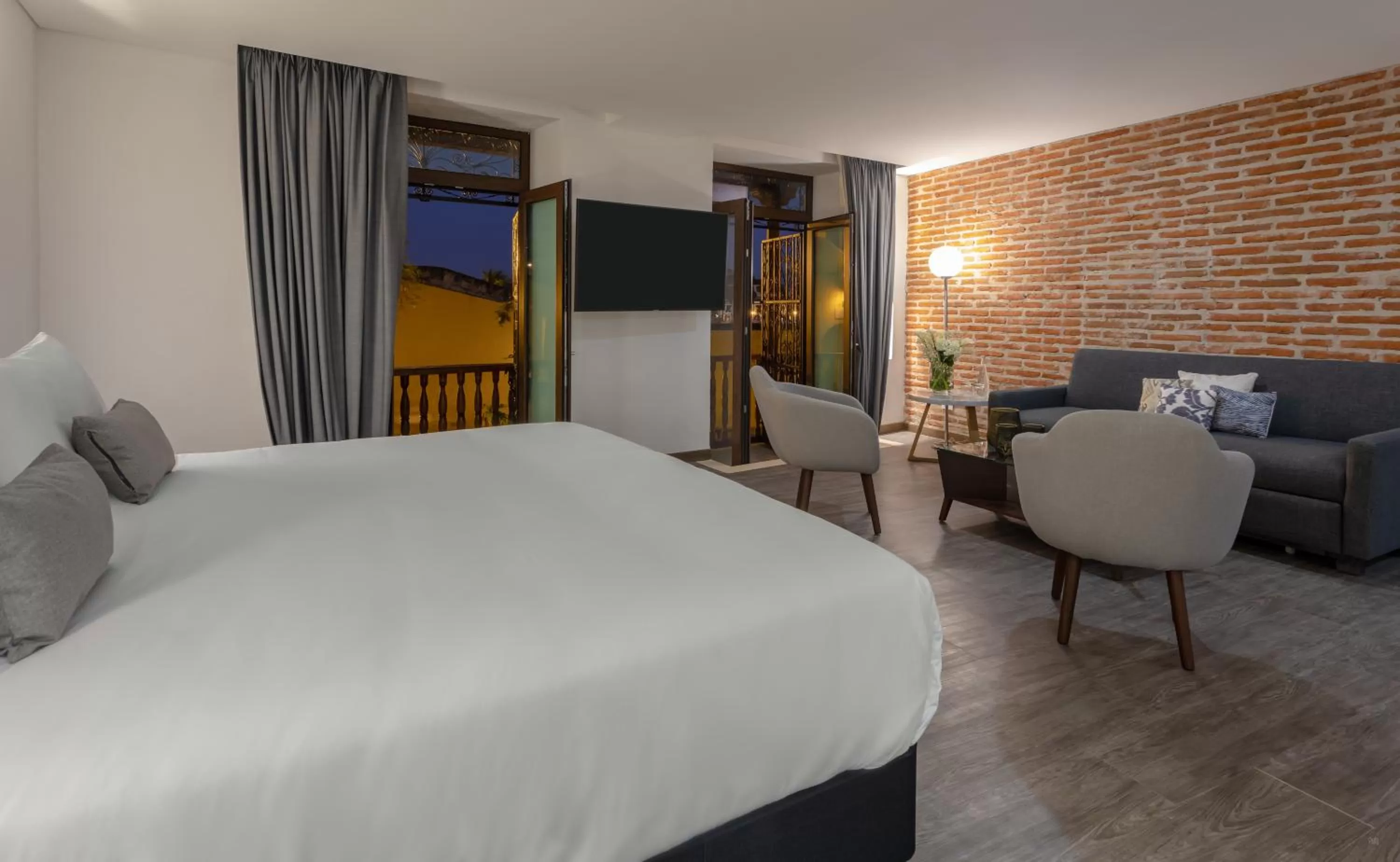 Photo of the whole room, Bed in Hotel Santa Catalina By OxoHotel