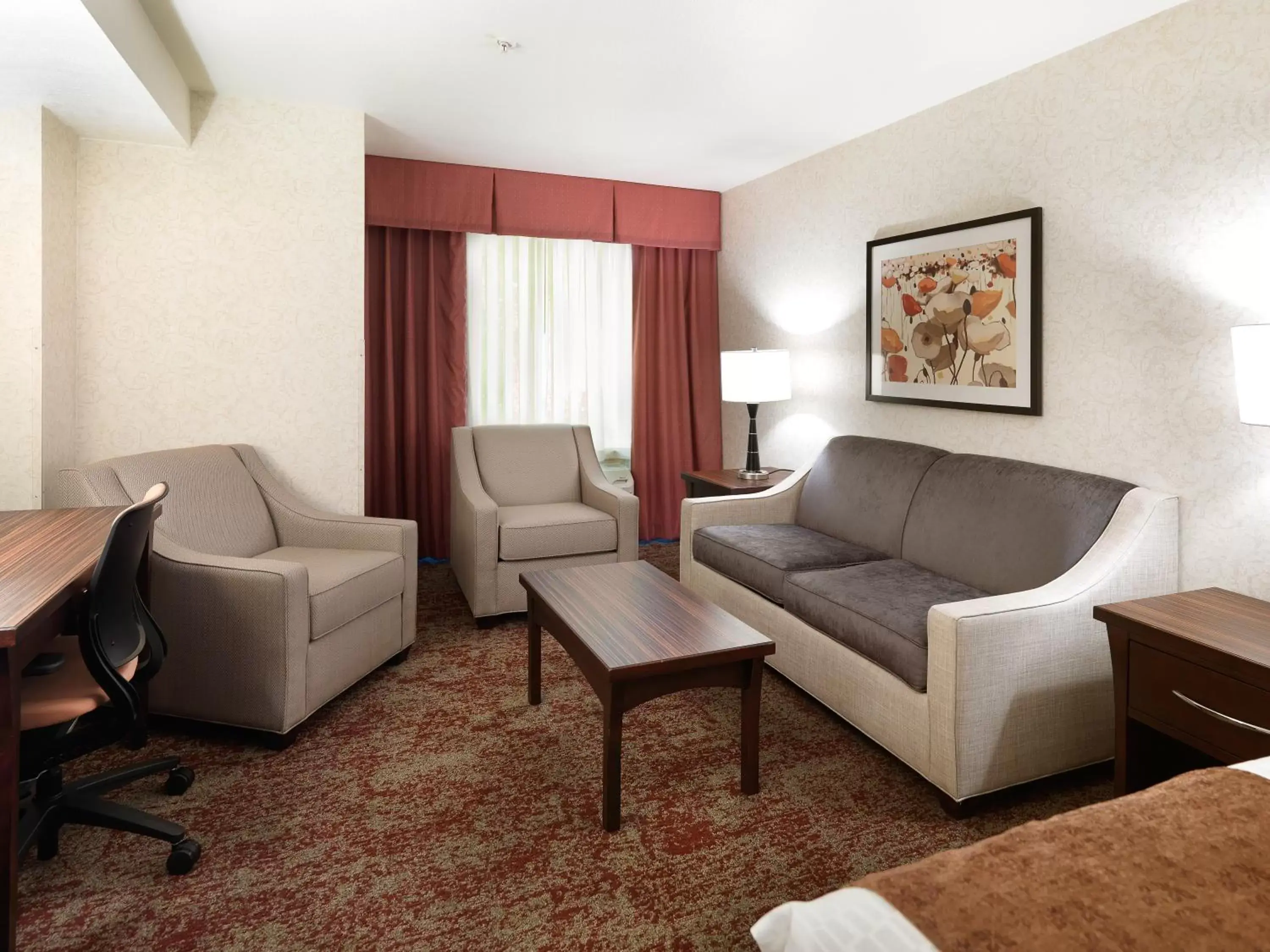 Seating Area in Crystal Inn Hotel & Suites - Salt Lake City