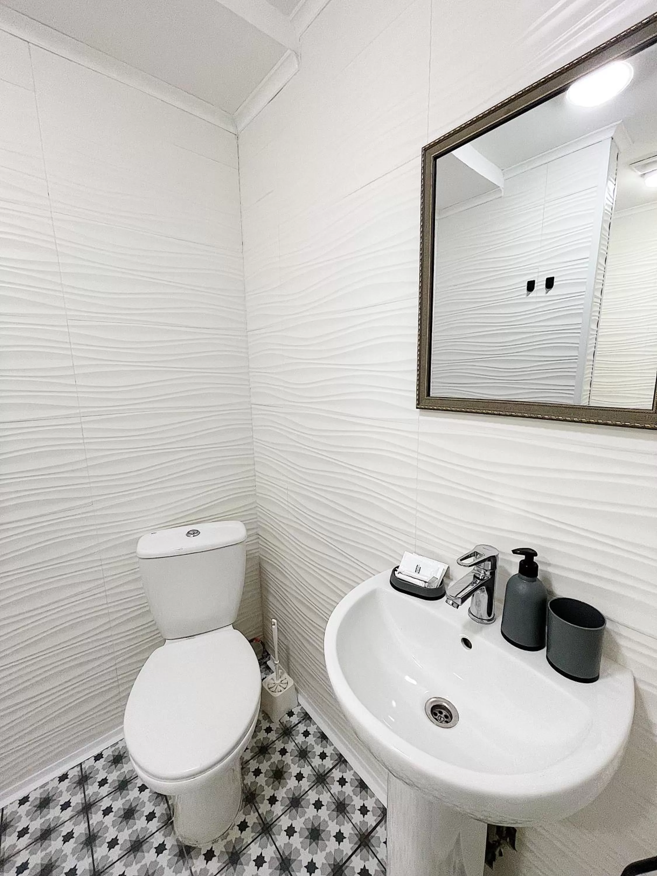 Hotel and Entertaiment Complex Vlada