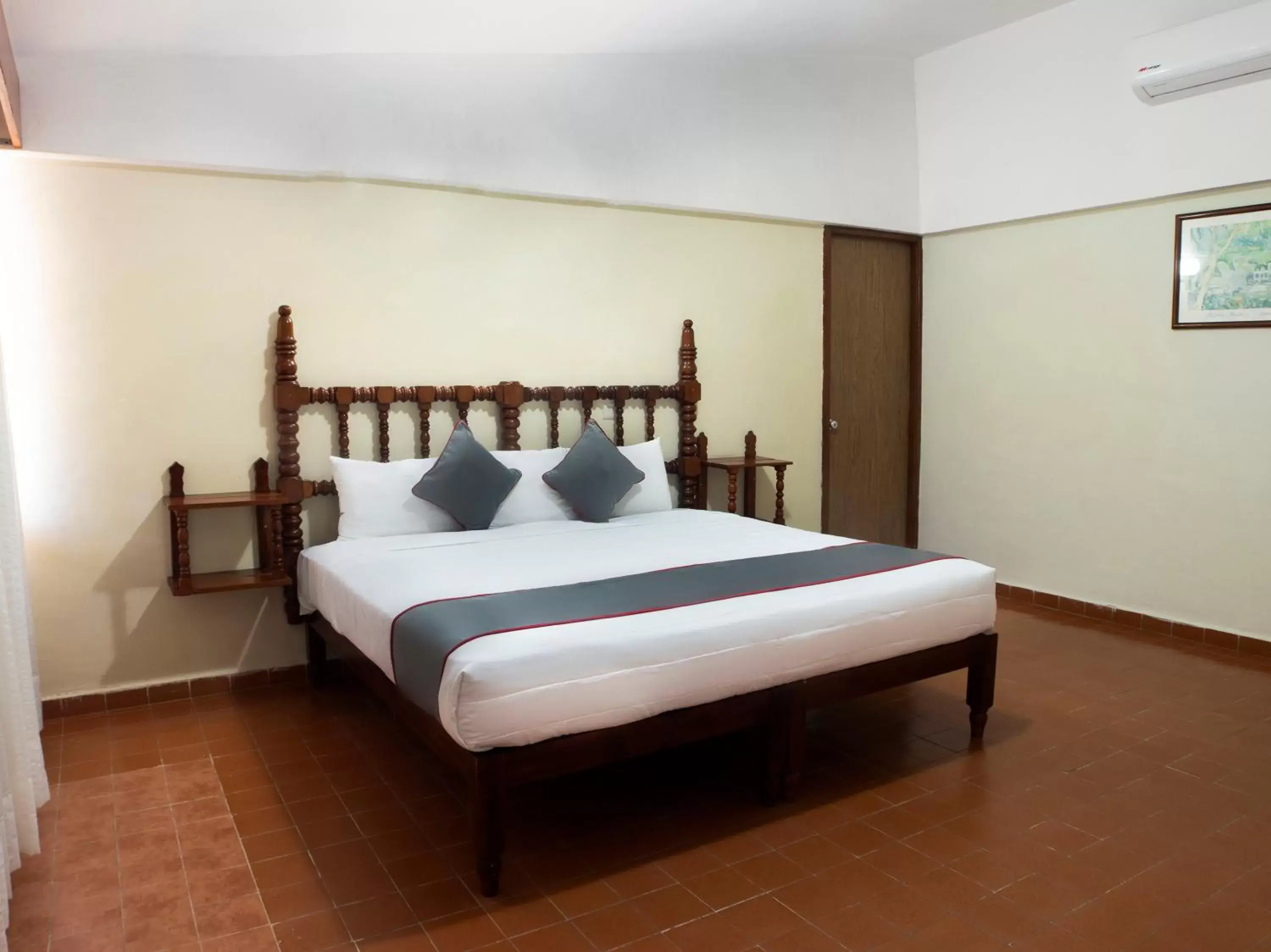 Bedroom, Bed in Collection O Hotel Mocambo, Boca del Río