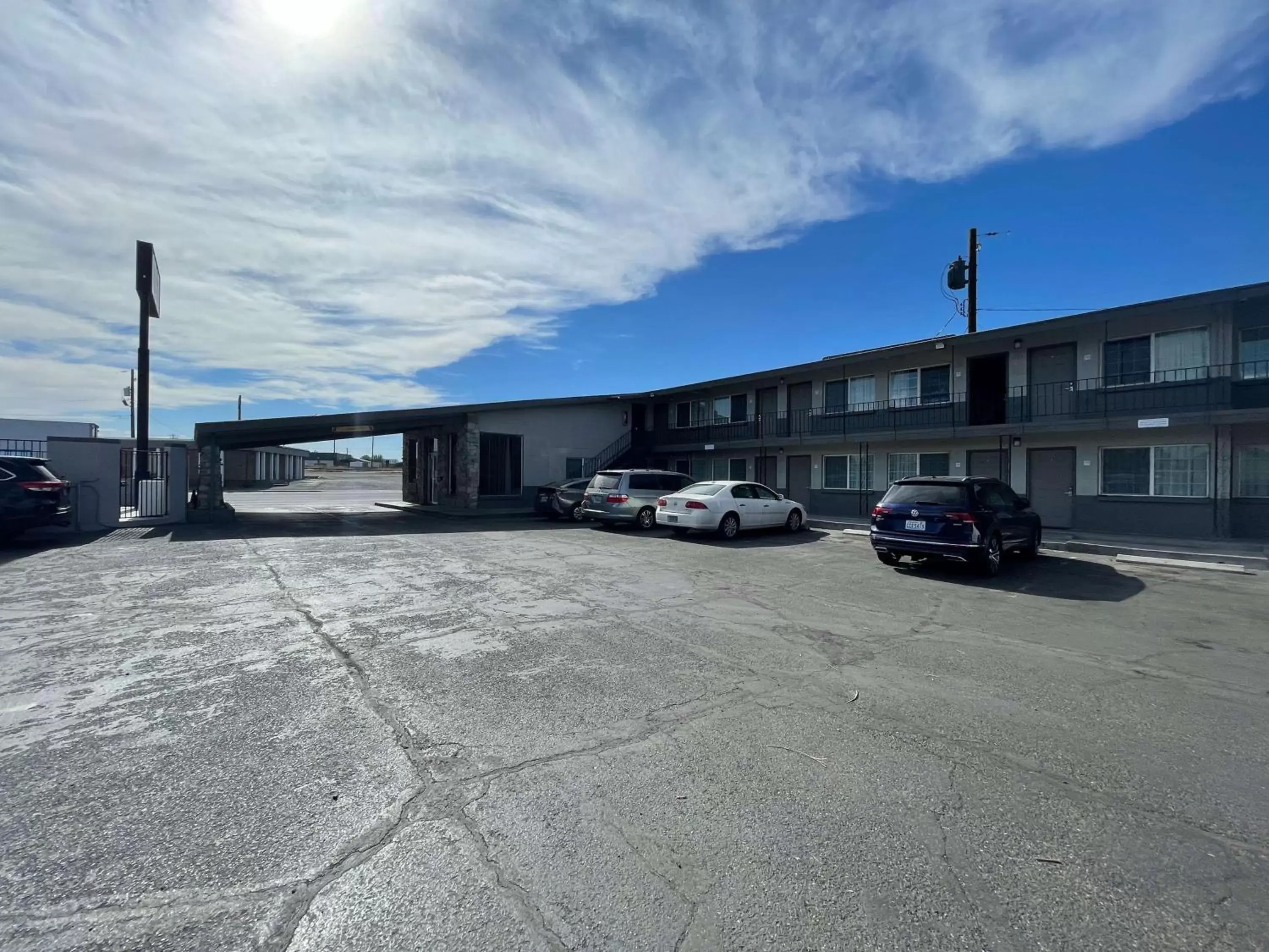 Property building in Motel 6 Hermiston OR Umatilla Property building in Motel 6 Hermiston OR Umatilla