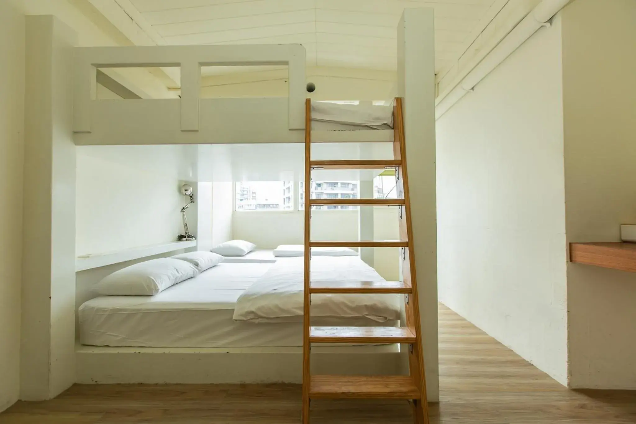 Photo of the whole room, Bunk Bed in Mr Lobster's Secret Den Design Hostel