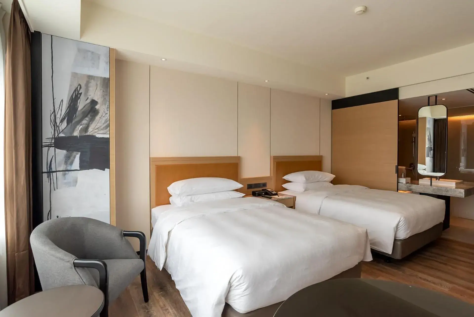 Bedroom, Bed in Sheraton Taoyuan Hotel