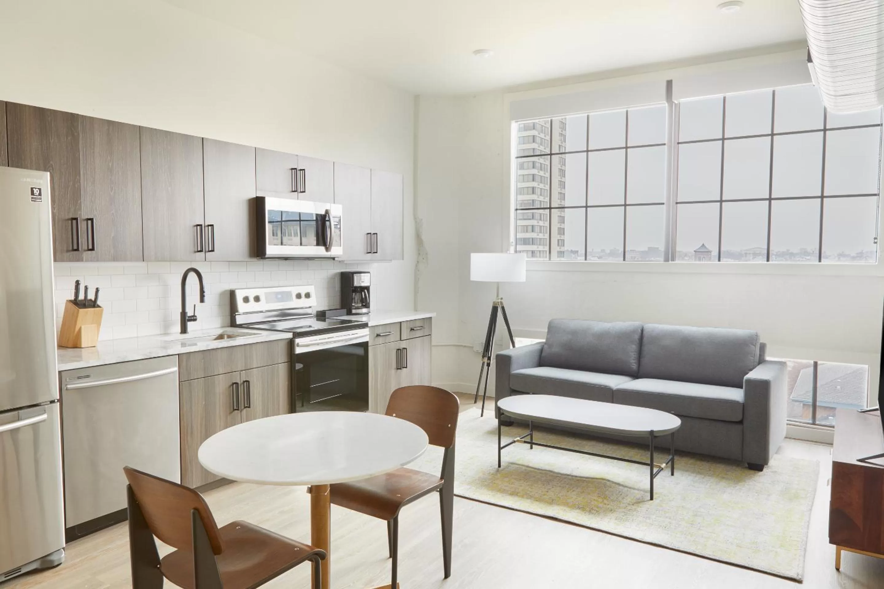 Kitchen/Kitchenette in Sonder The Tidewater