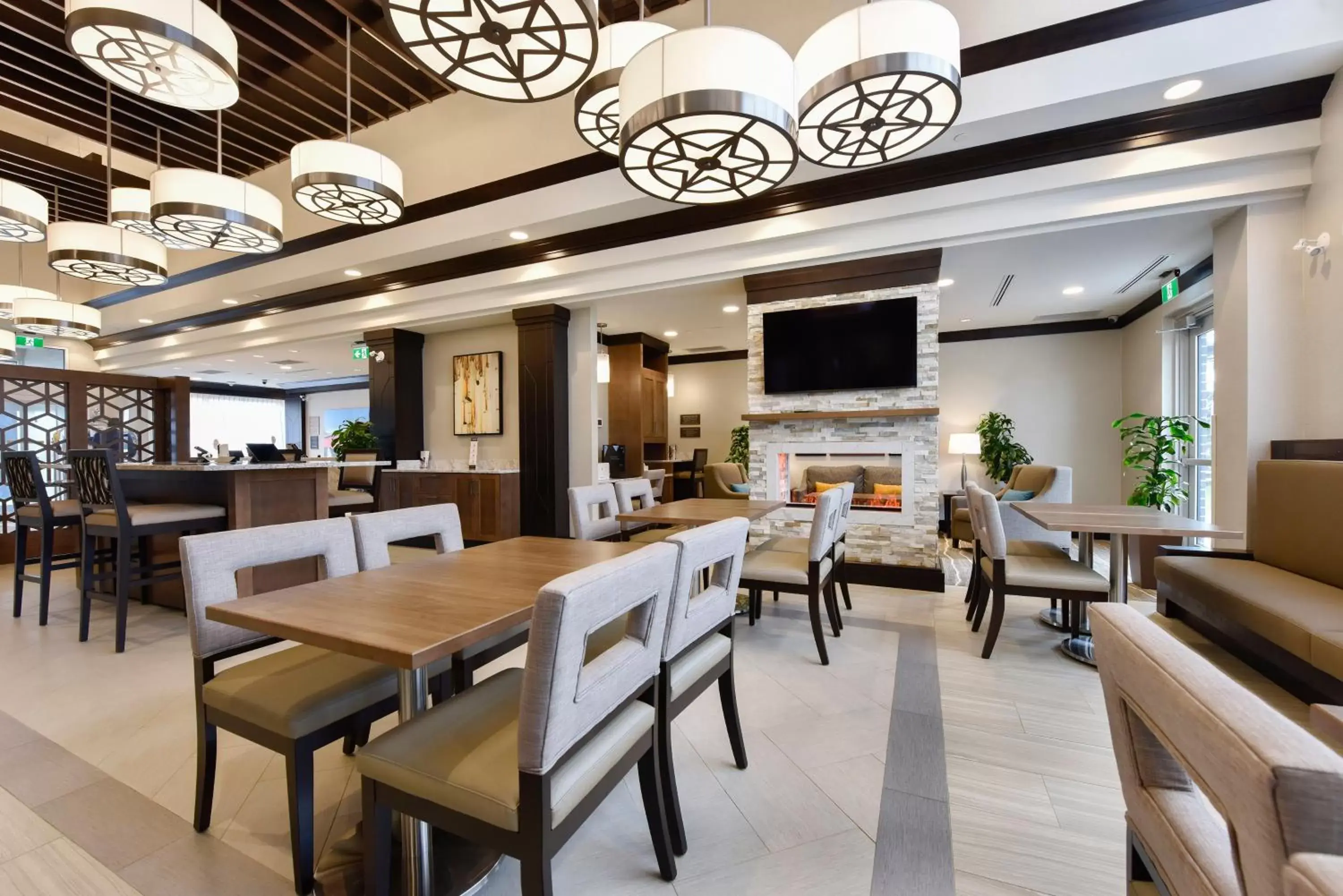 Restaurant/places to eat in Staybridge Suites - Waterloo - St. Jacobs Area Restaurant/places to eat in Staybridge Suites - Waterloo - St. Jacobs Area