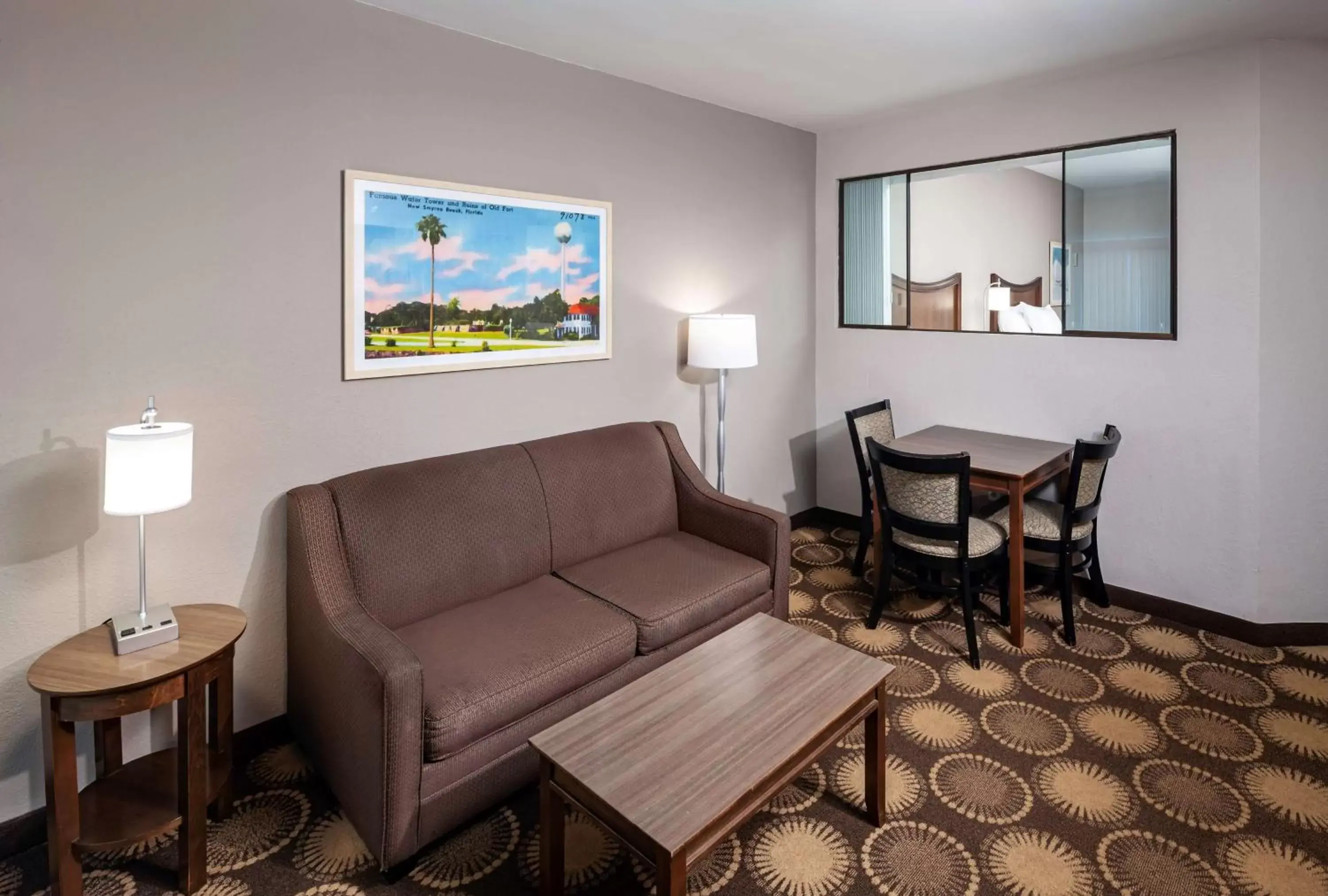 Living room, Seating Area in Best Western New Smyrna Beach Hotel & Suites