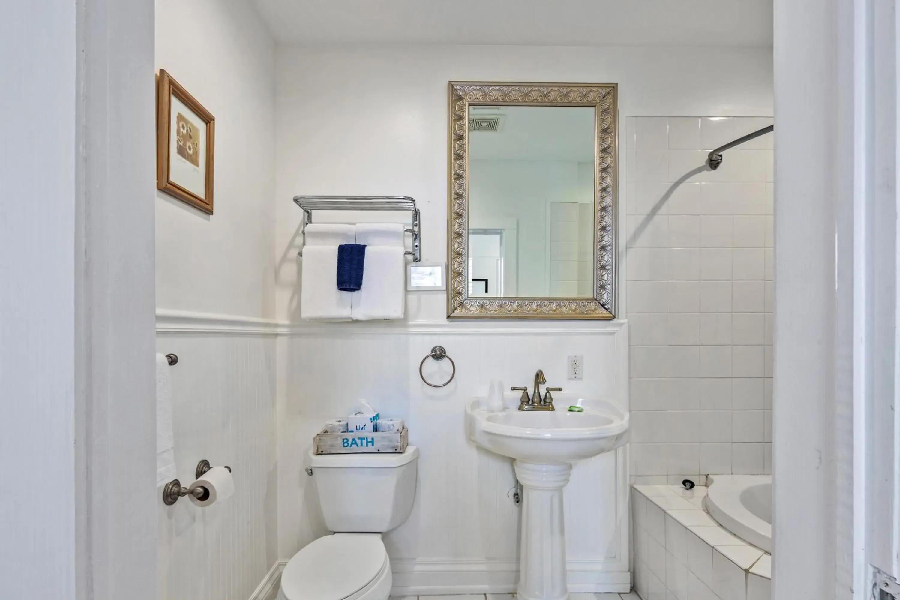 Bathroom in Wicker Guesthouse