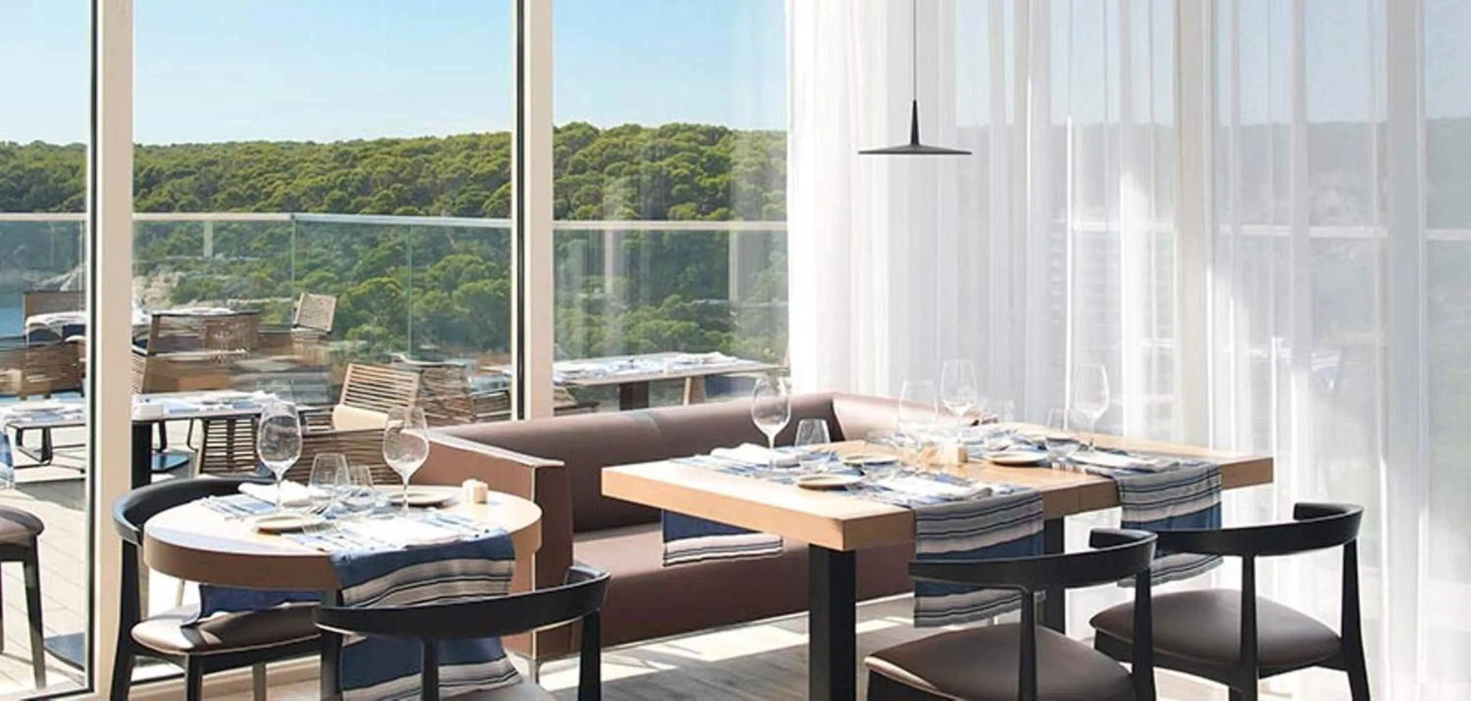 Restaurant/places to eat in Meliá Cala Galdana