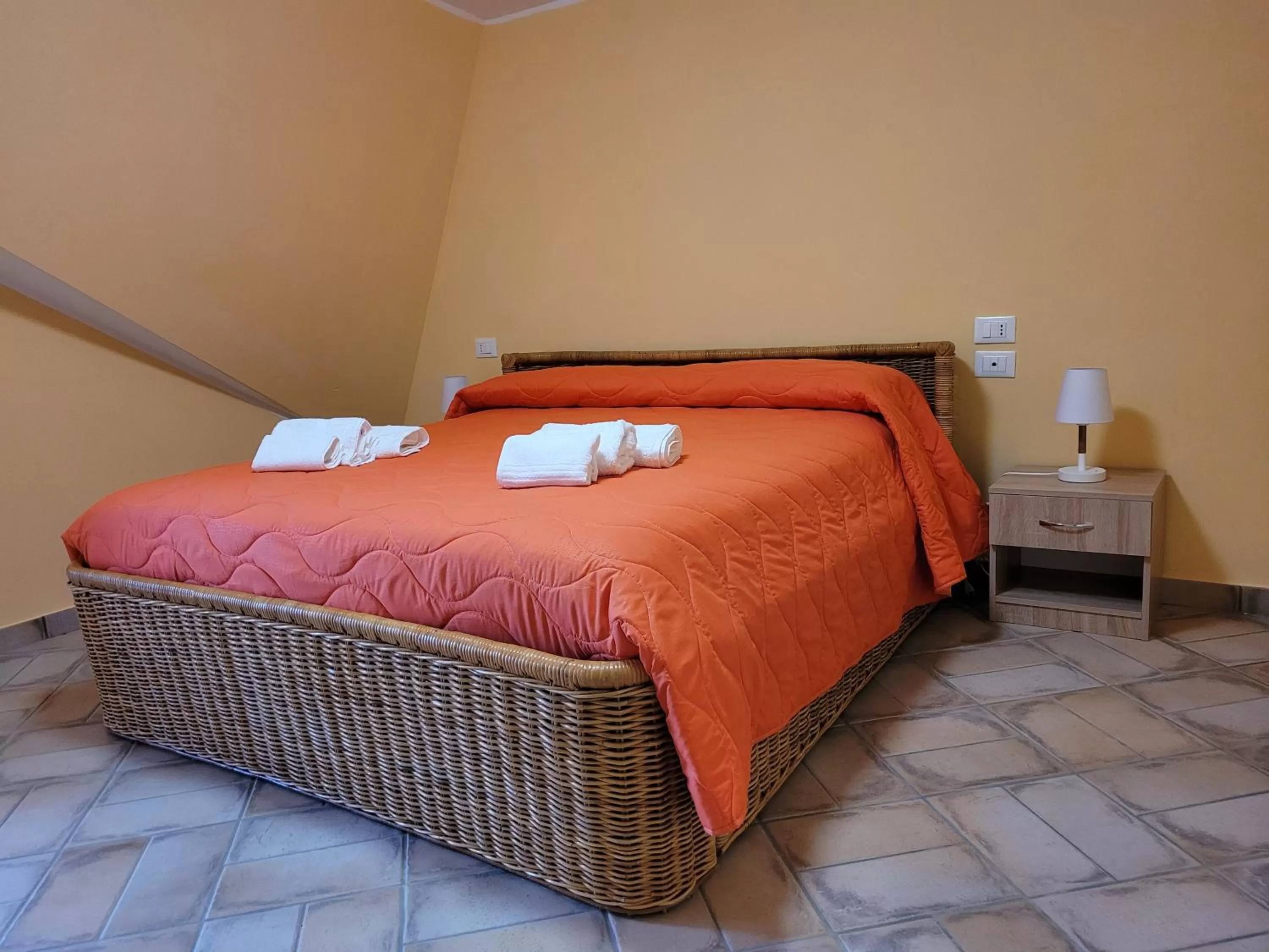 Alloggio turistico Magnifico Alessandro Valle Bernardo 04025 Lenola nei pressi di Fondi LT