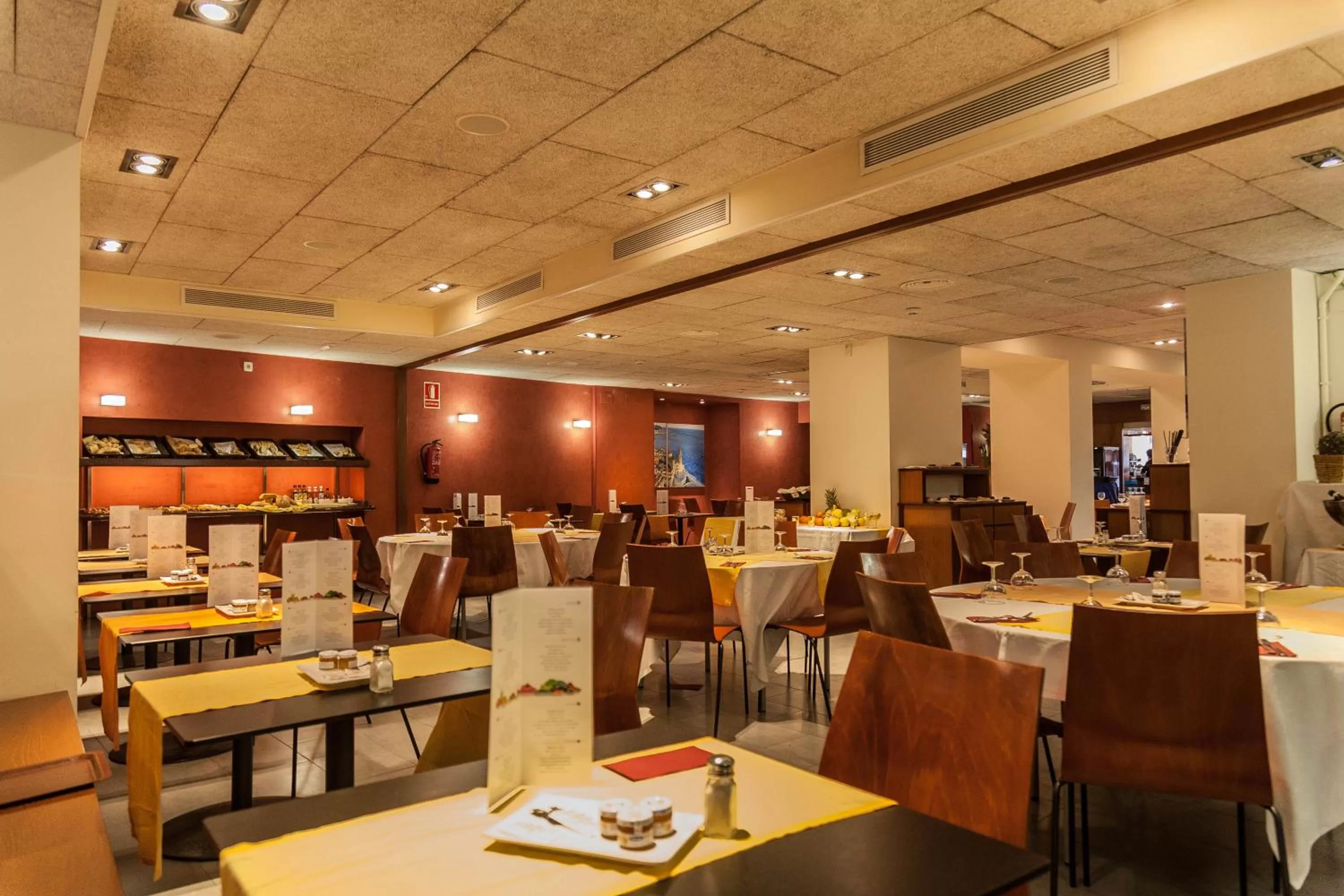 Restaurant/places to eat in Platjador